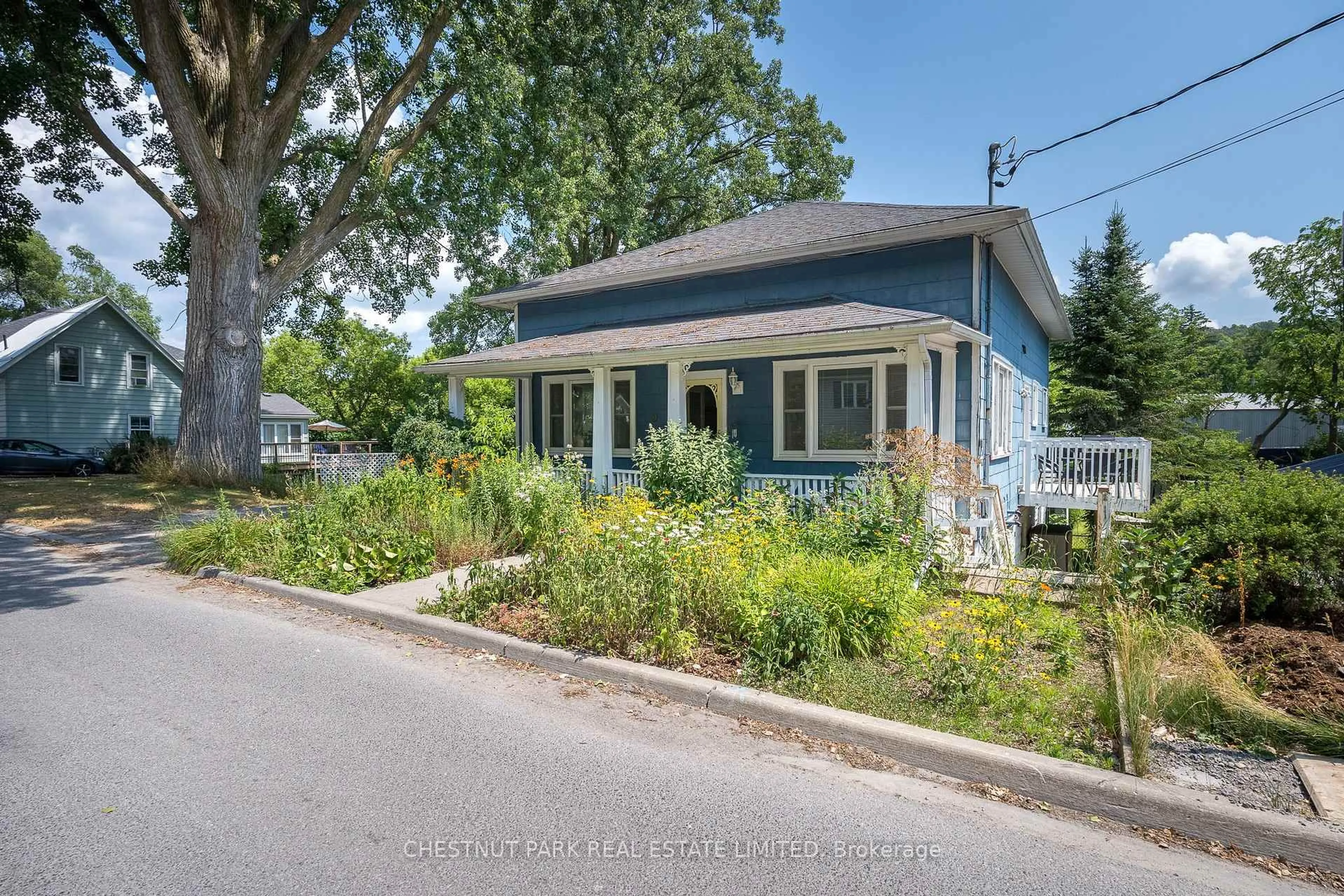 Unknown for 9 East Mary St, Prince Edward County Ontario K0K 2T0