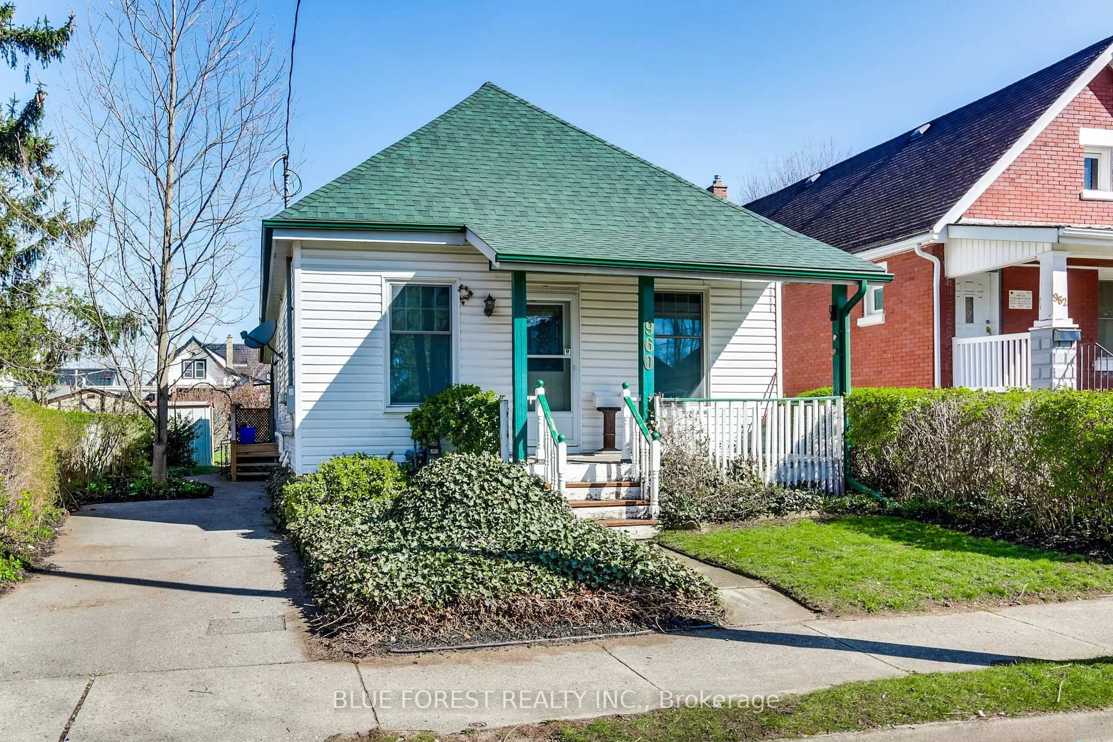Home with brick exterior material, street for 960 Hackett St, London East Ontario N5Z 1M2