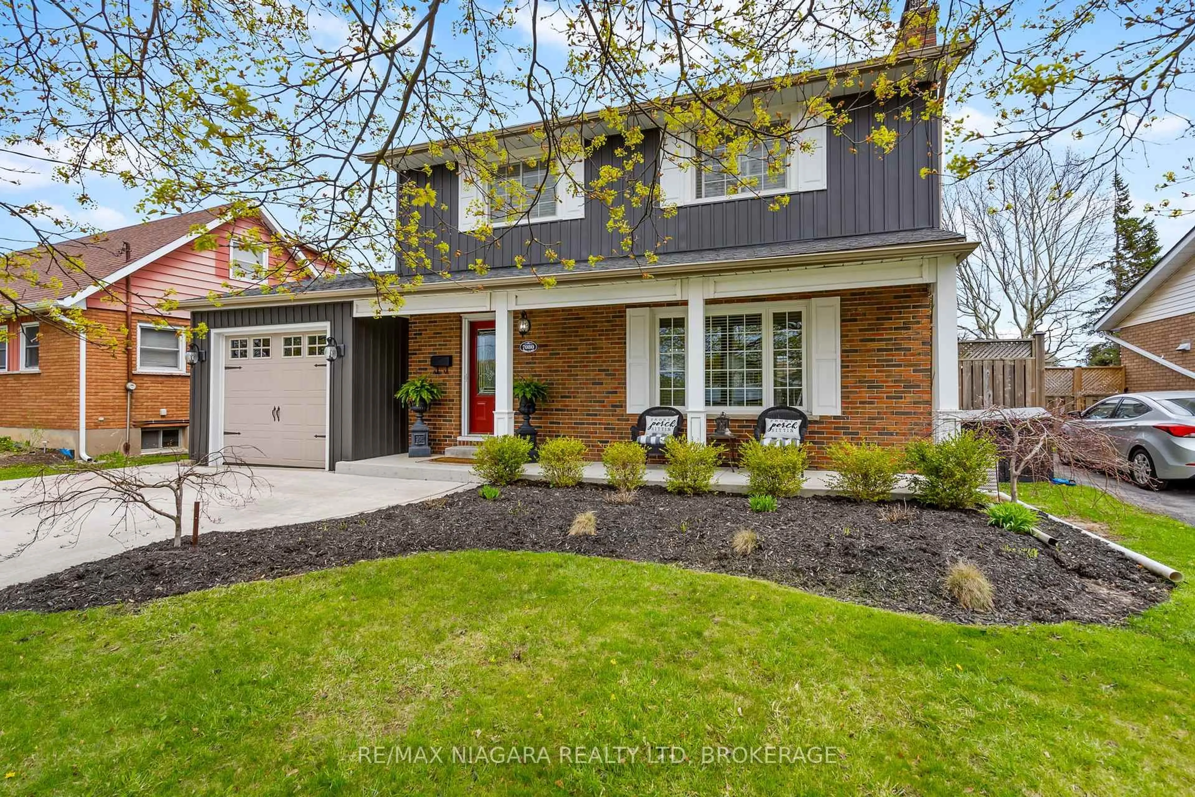 Home with brick exterior material, street for 7080 Adams Ave, Niagara Falls Ontario L2G 5G8