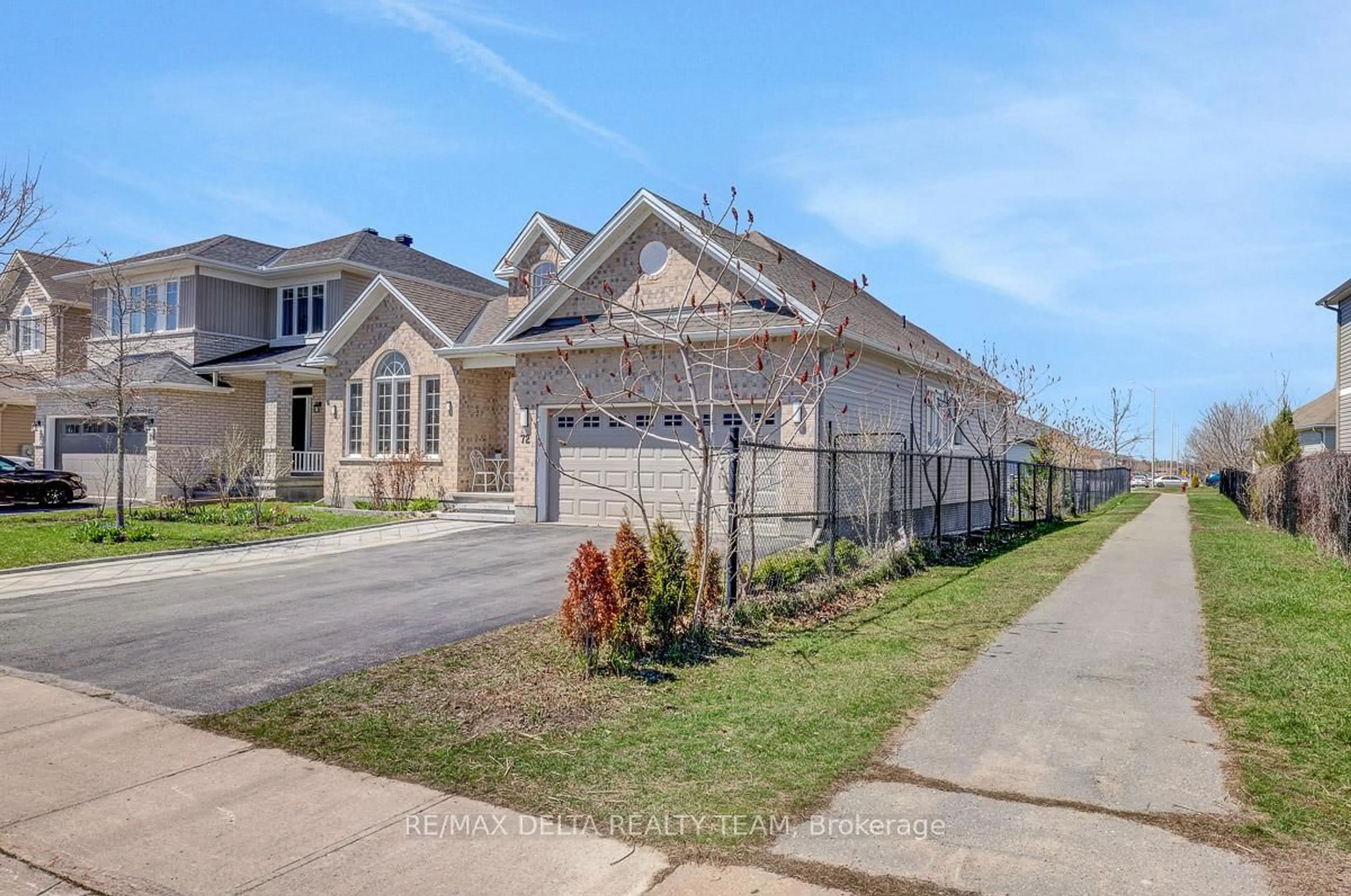Unknown for 72 Bert Hall St, Arnprior Ontario K7S 0G7