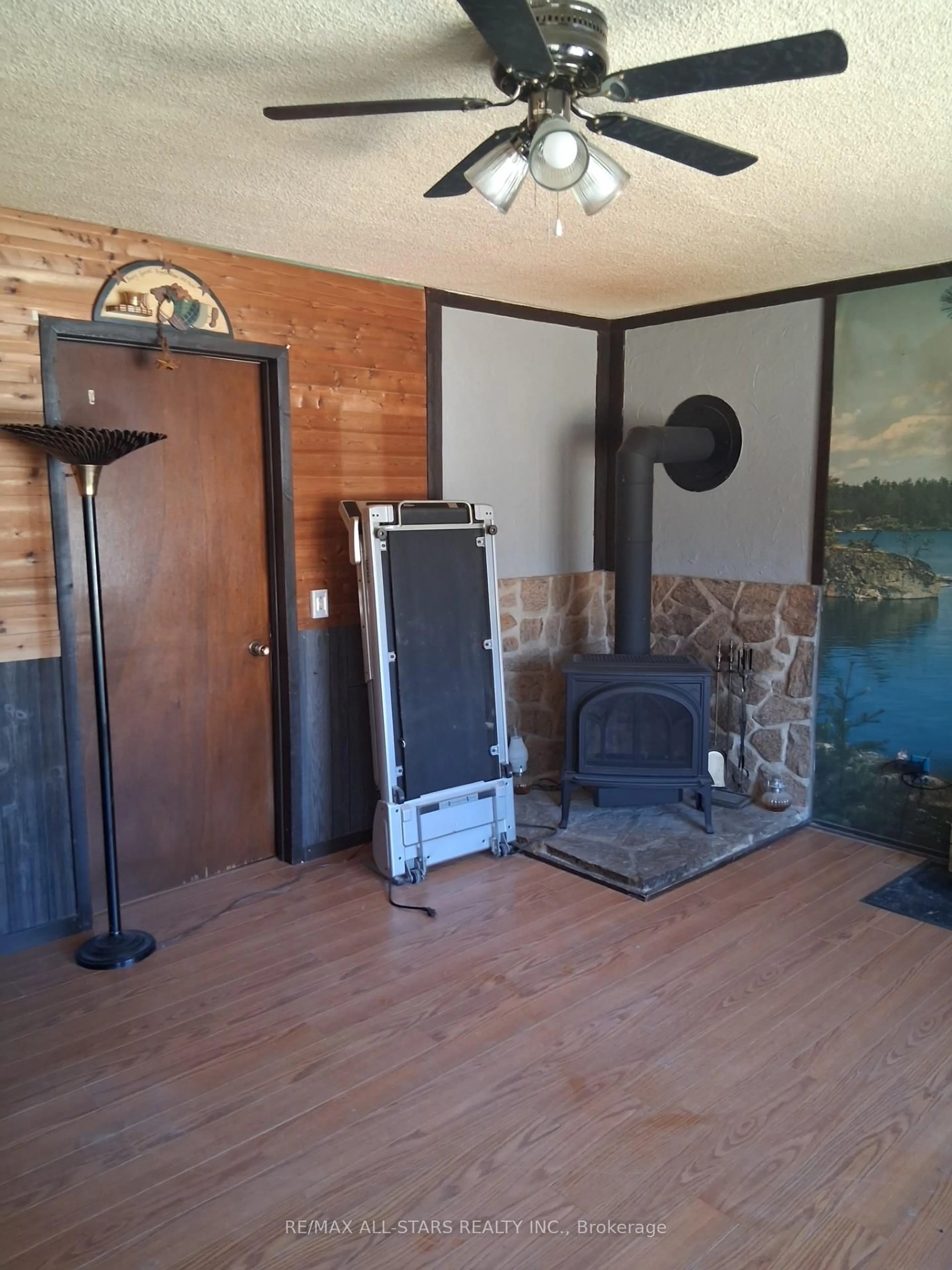 A pic of a room for 146 Lorimer Lake Rd, McDougall Ontario P2A 2W7