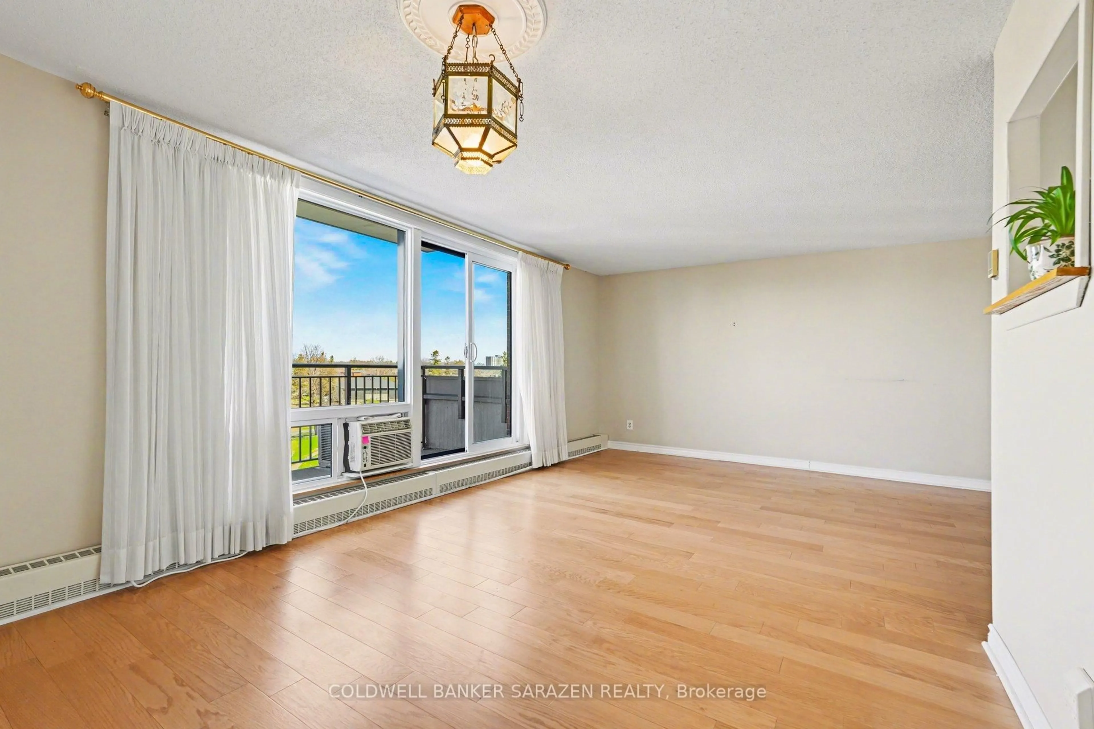 A pic of a room for 1485 Baseline Rd #501, Ottawa Ontario K2C 3L8