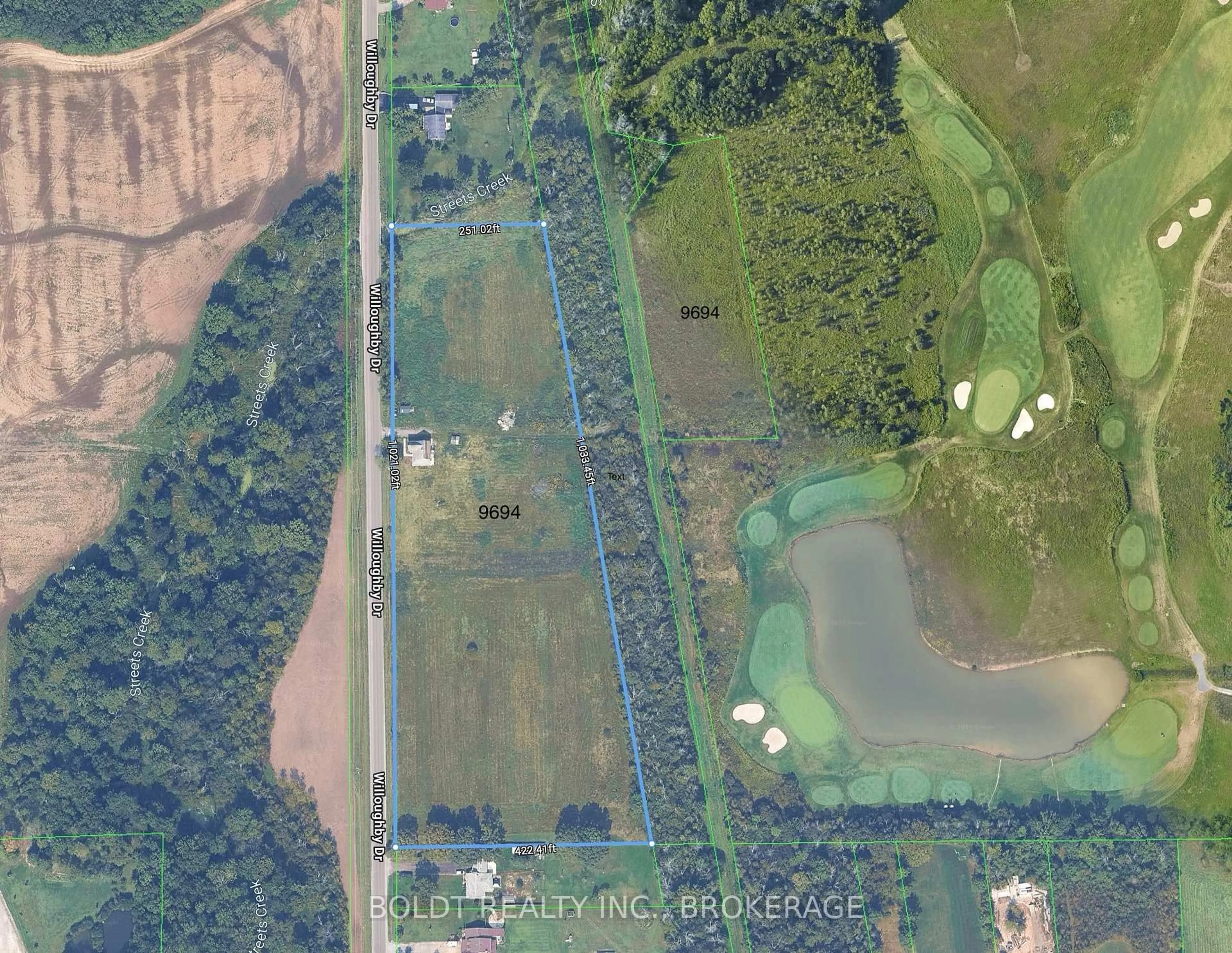 A pic from outside/outdoor area/front of a property/back of a property/a pic from drone, unknown for 9694 Willoughby Dr, Niagara Falls Ontario L2G 0X1