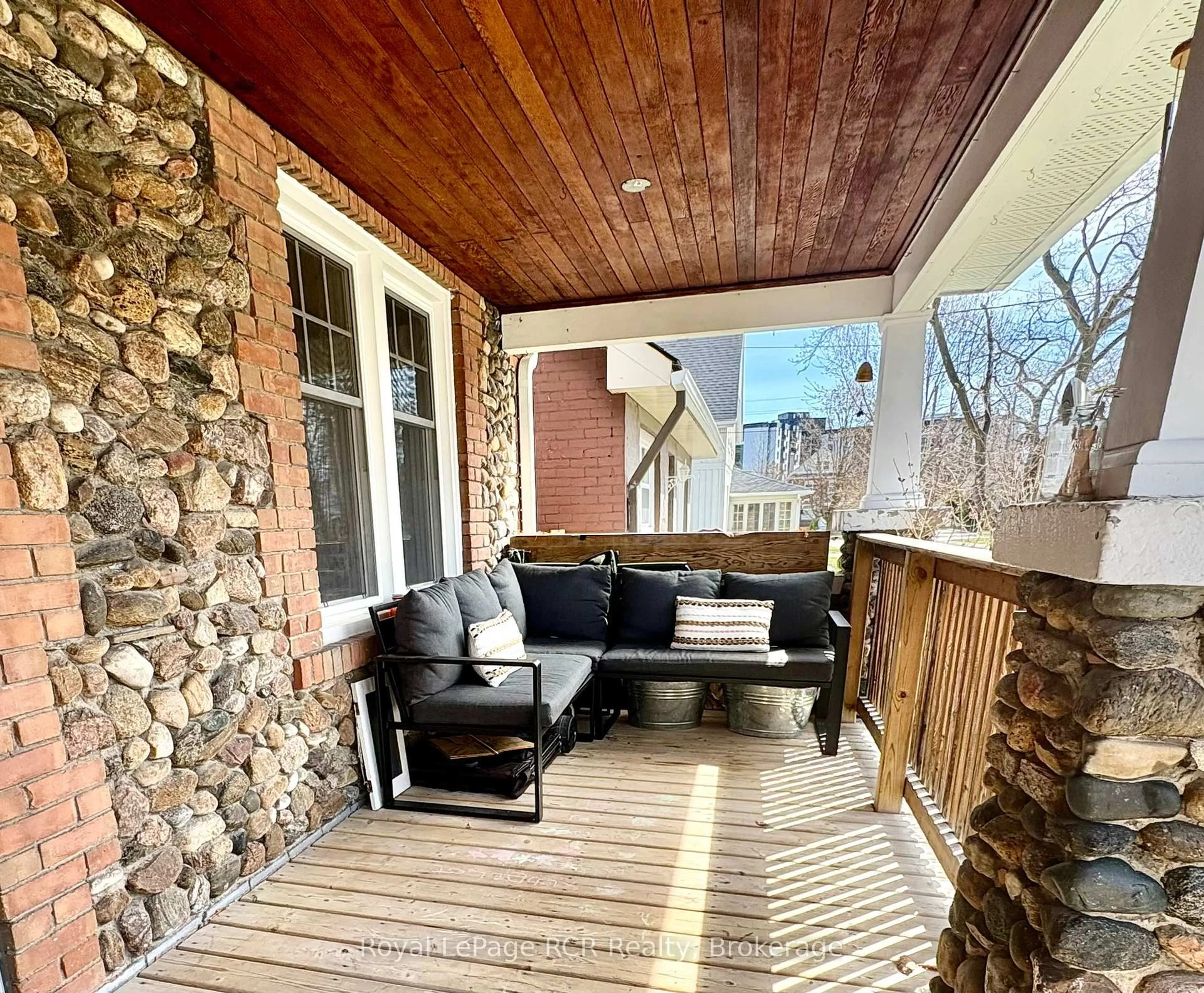 Patio, street for 434 13th A St, Owen Sound Ontario N4K 3X2
