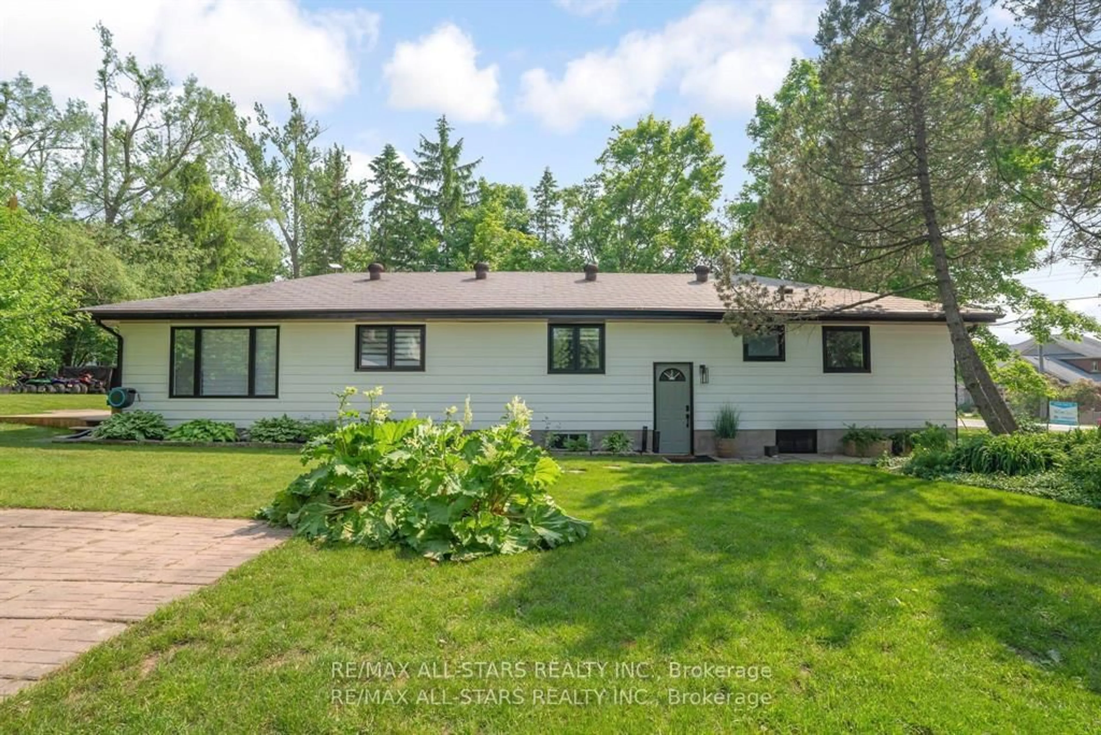Unknown for 194 Snug Harbour Rd, Kawartha Lakes Ontario K9V 4R6