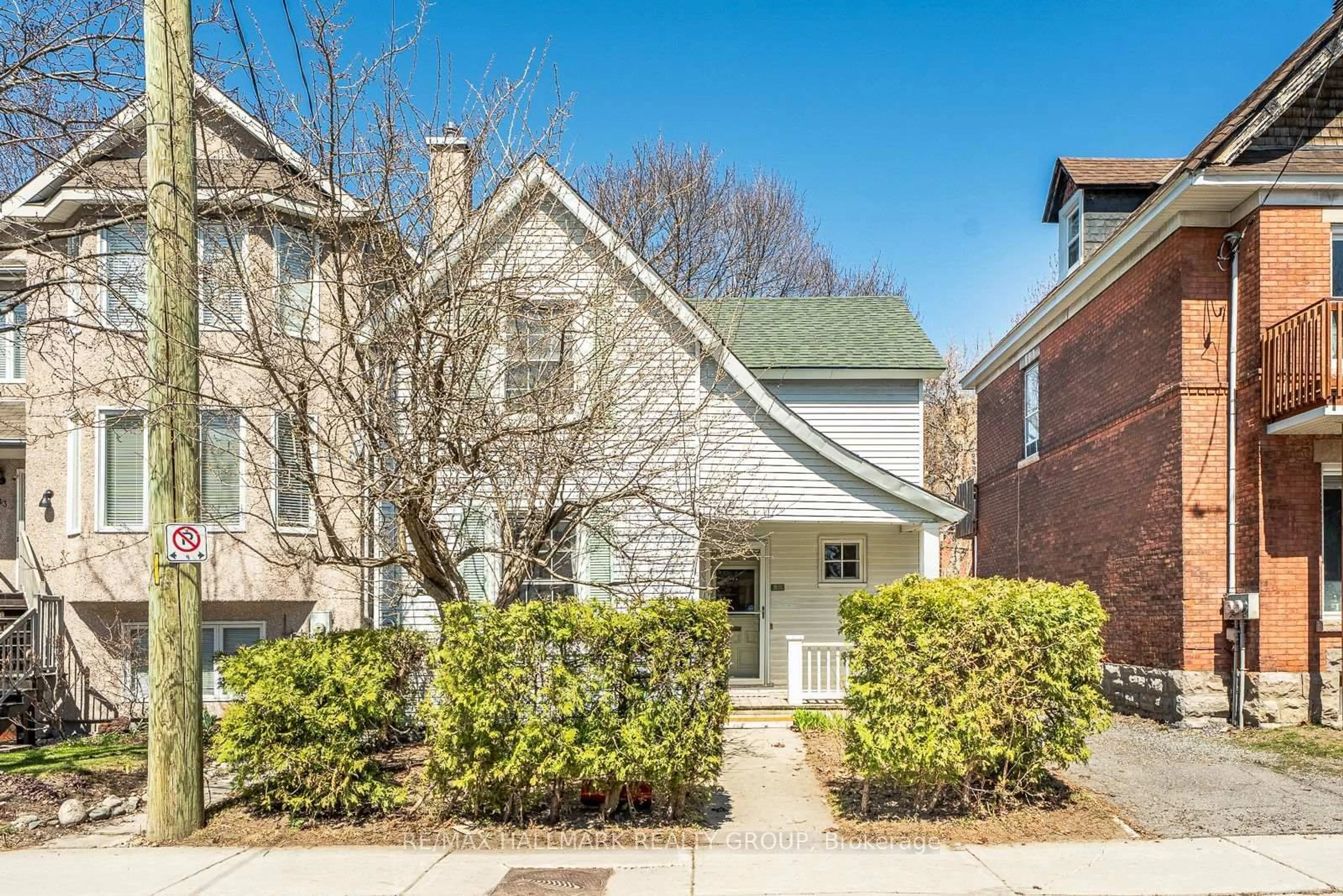 Home with brick exterior material, street for 89 Waverley St, Ottawa Ontario K2P 0V1