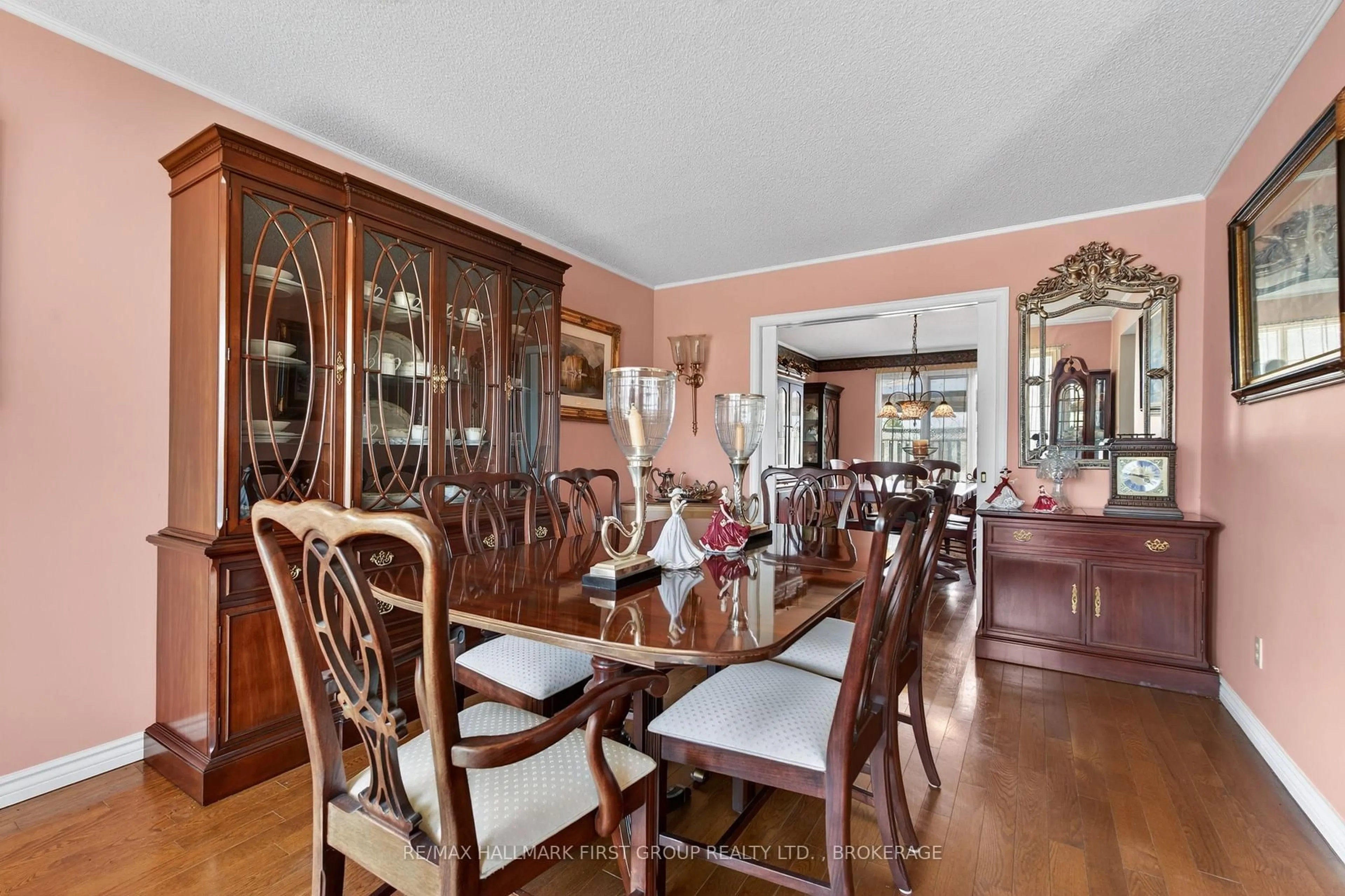 Dining room, wood/laminate floor for 1130 Caitlin Cres, Kingston Ontario K7P 2S4