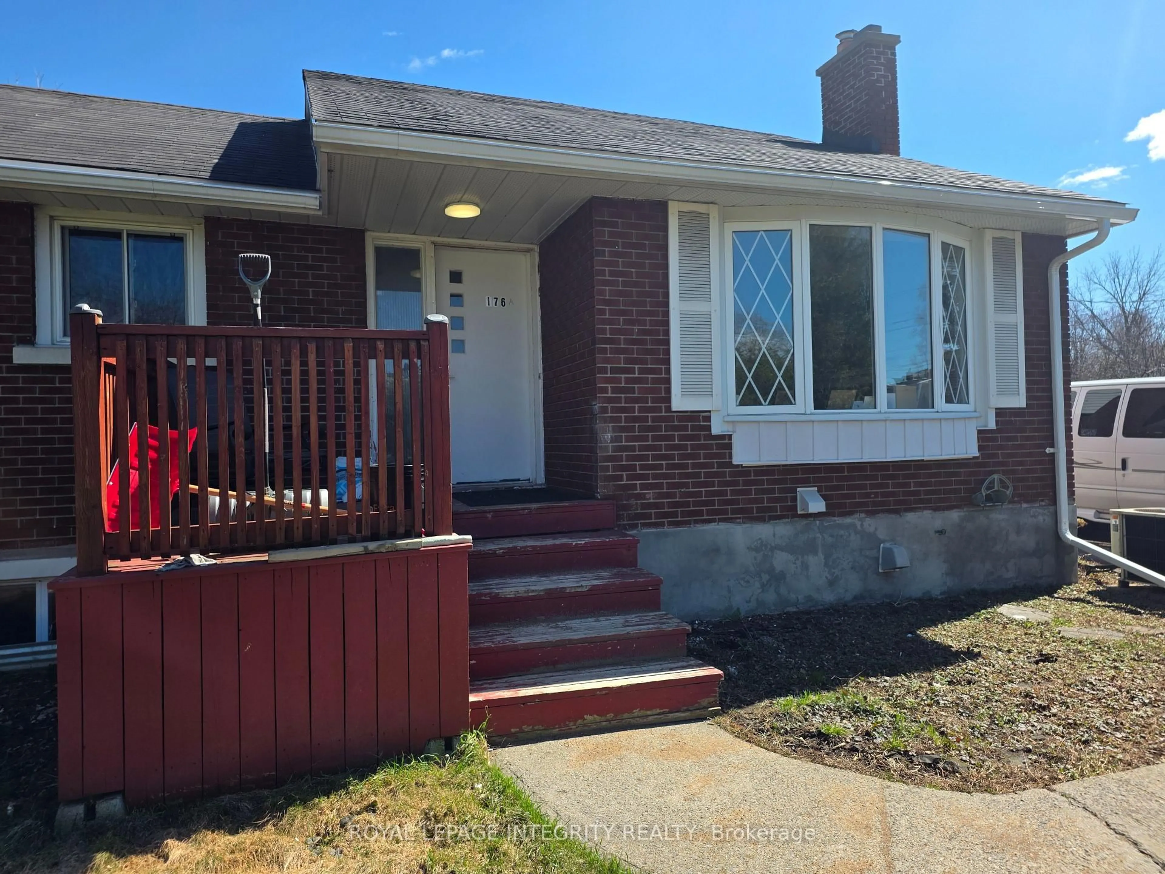 Home with brick exterior material, street for 176 Oakridge Blvd, Ottawa Ontario K2G 2V2