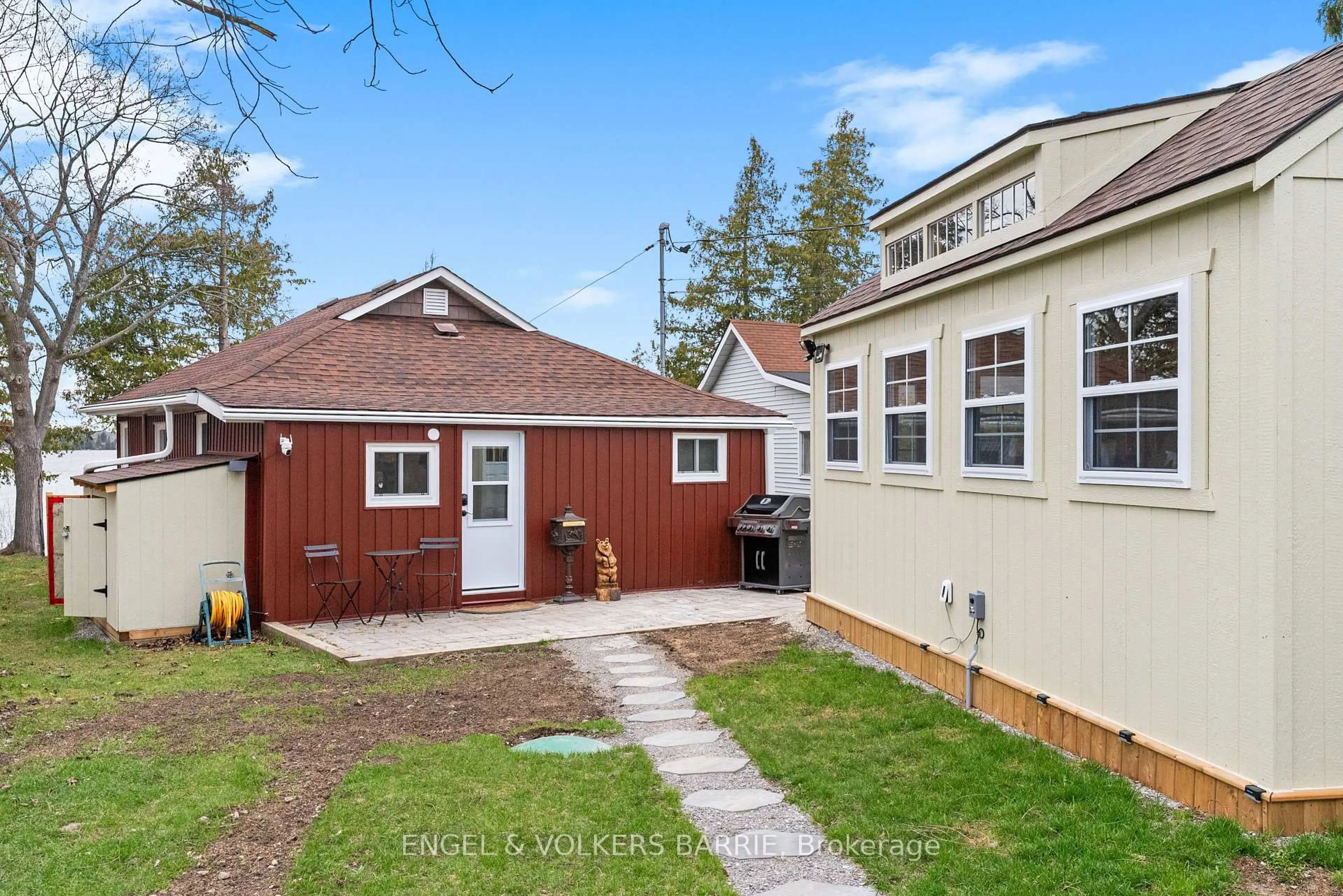 Unknown for 18 Third St, Kawartha Lakes Ontario K0M 1L0