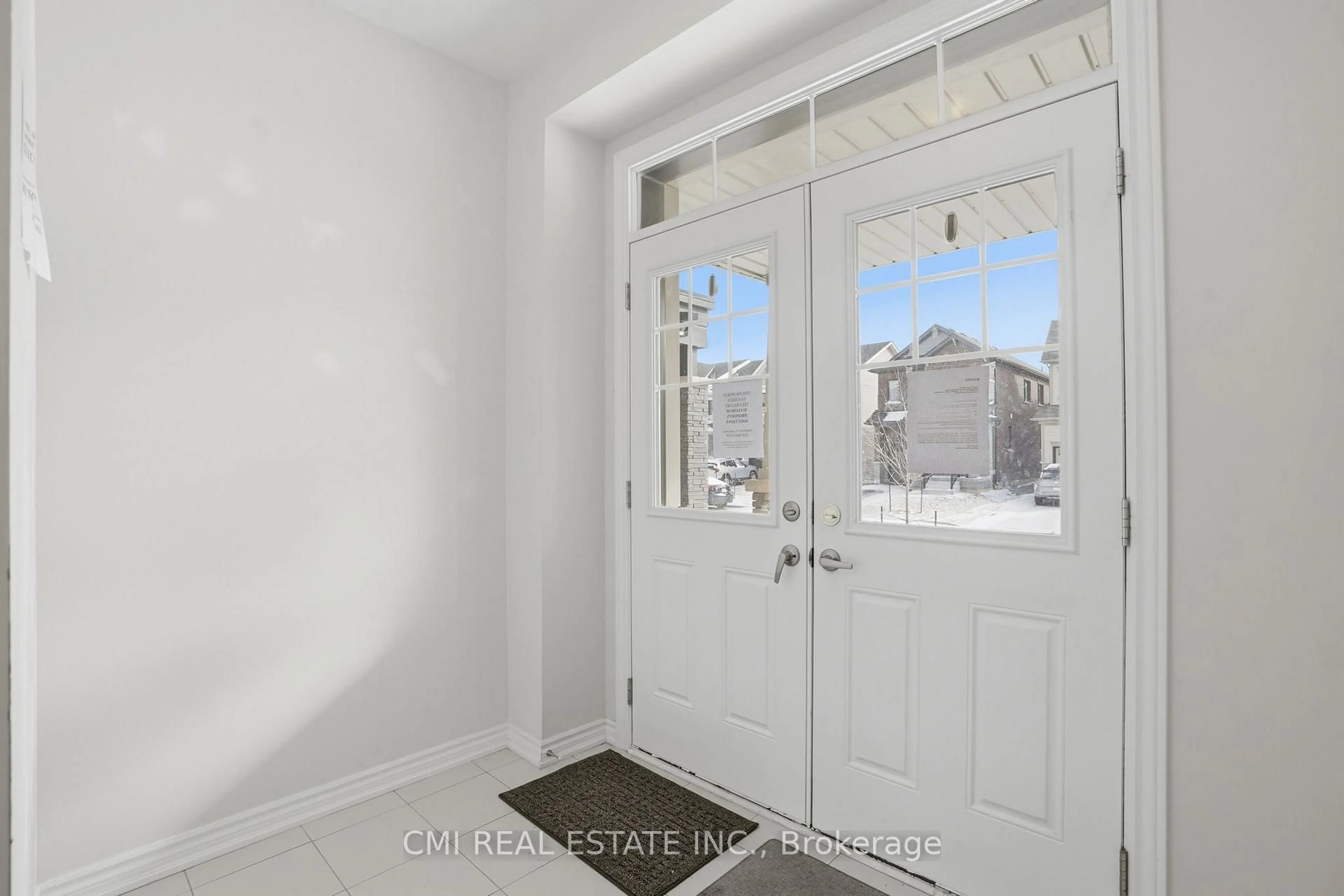 Indoor entryway for 49 Sugar May Ave, Thorold Ontario L2V 0L3