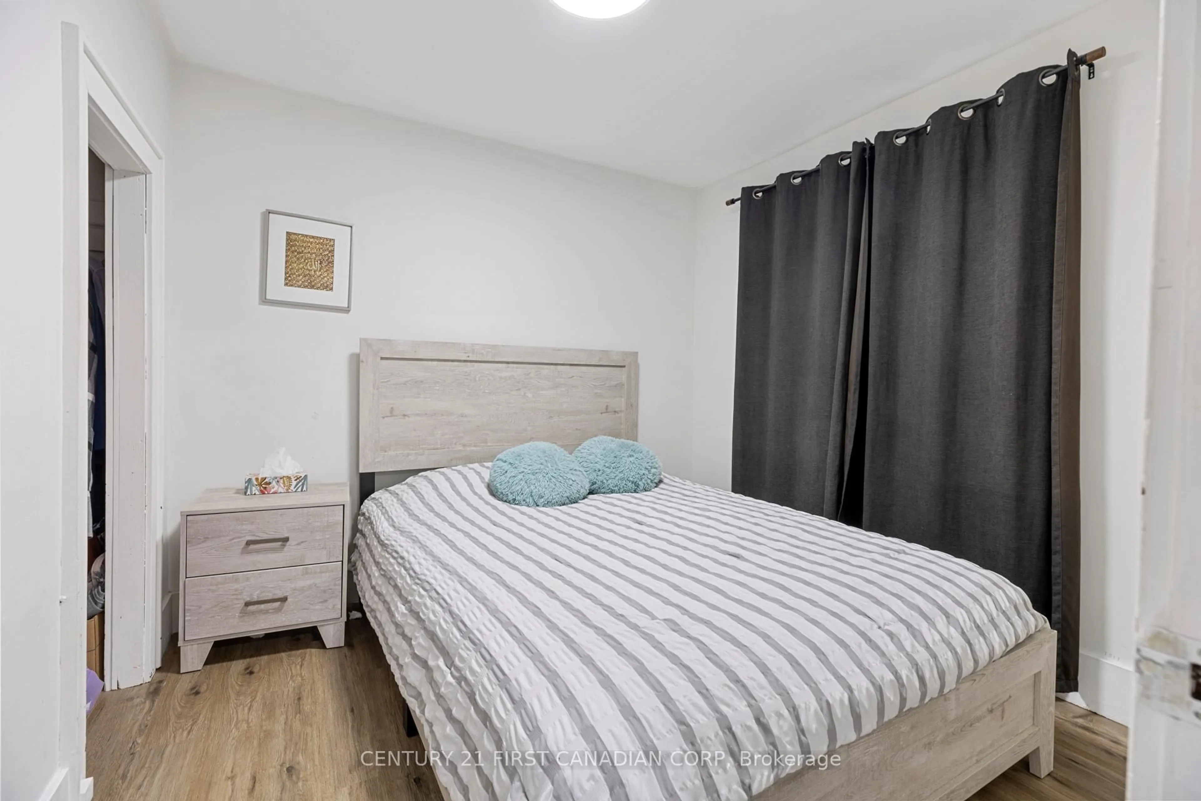 Bedroom with bed, unknown for 49 McNay St, London East Ontario N5Y 1K8