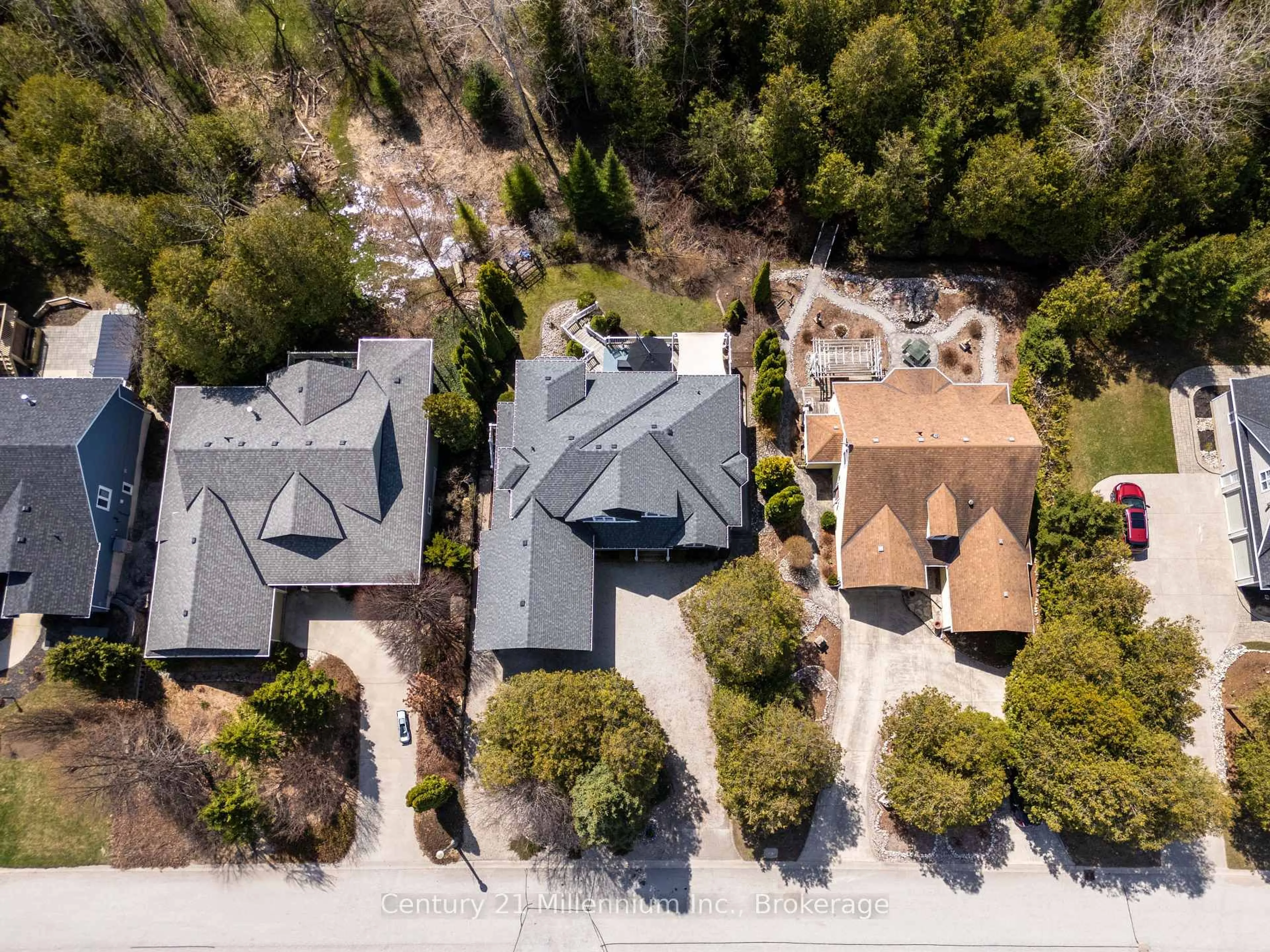 A pic from outside/outdoor area/front of a property/back of a property/a pic from drone, street for 237 Summerhill Rd, Saugeen Shores Ontario N0H 2L0