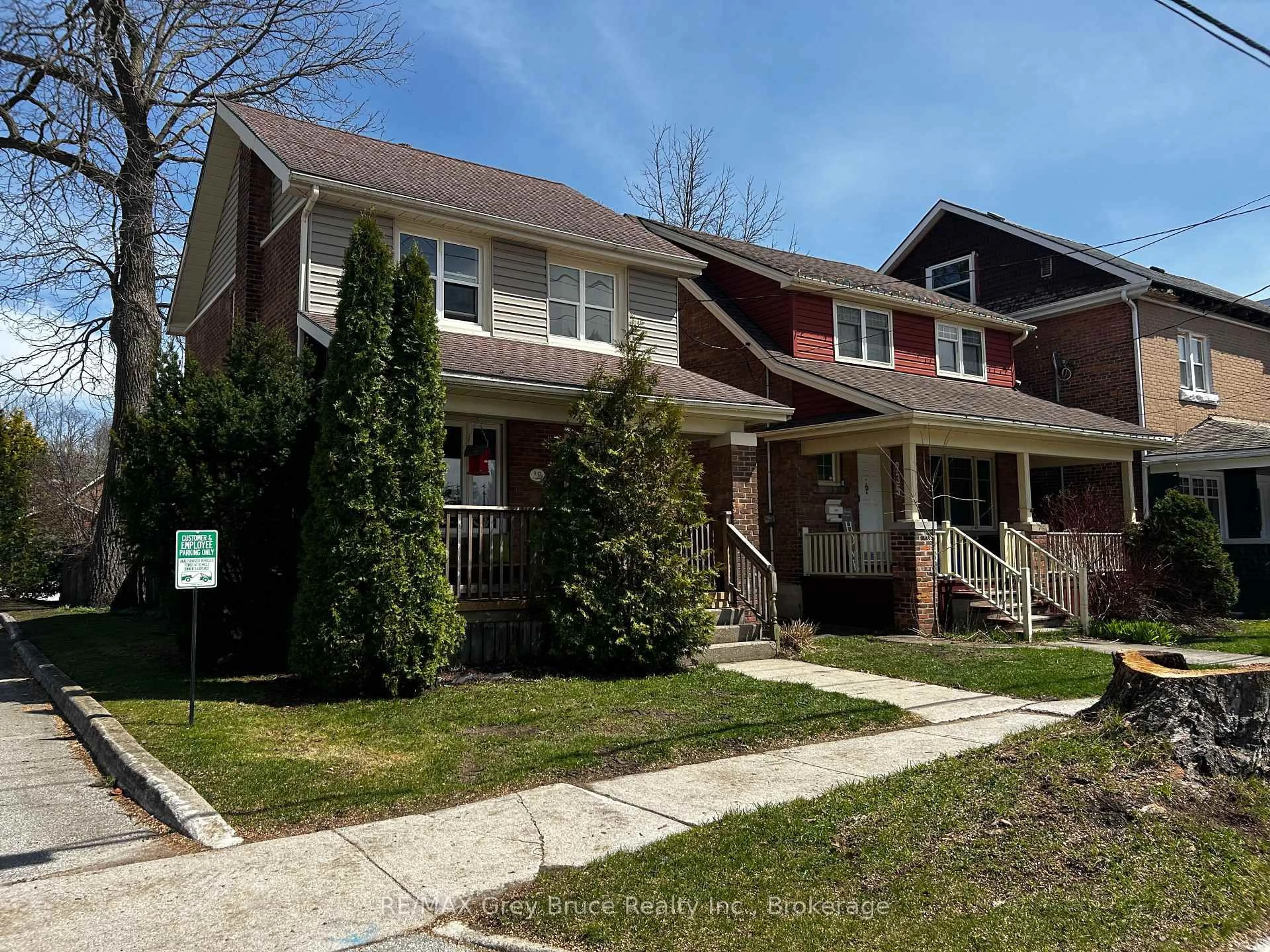 Unknown for 937 4th Ave, Owen Sound Ontario N4K 2N9