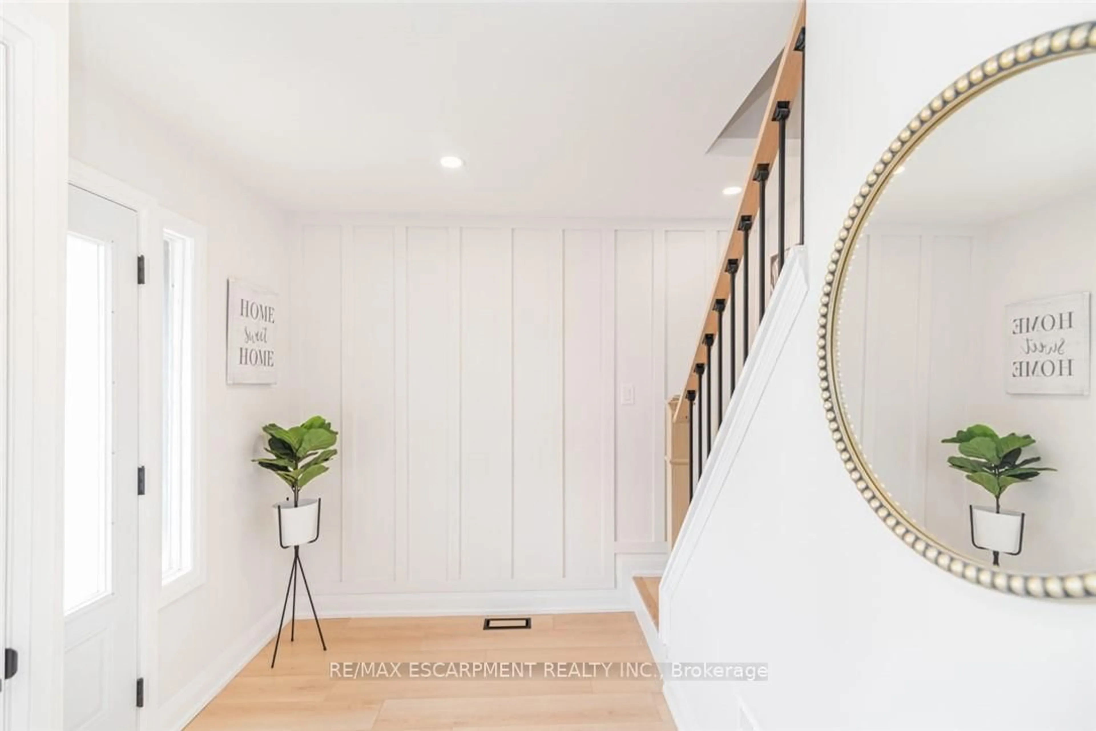 Unknown for 297 BRITANNIA Ave, Hamilton Ontario L8H 1Y2