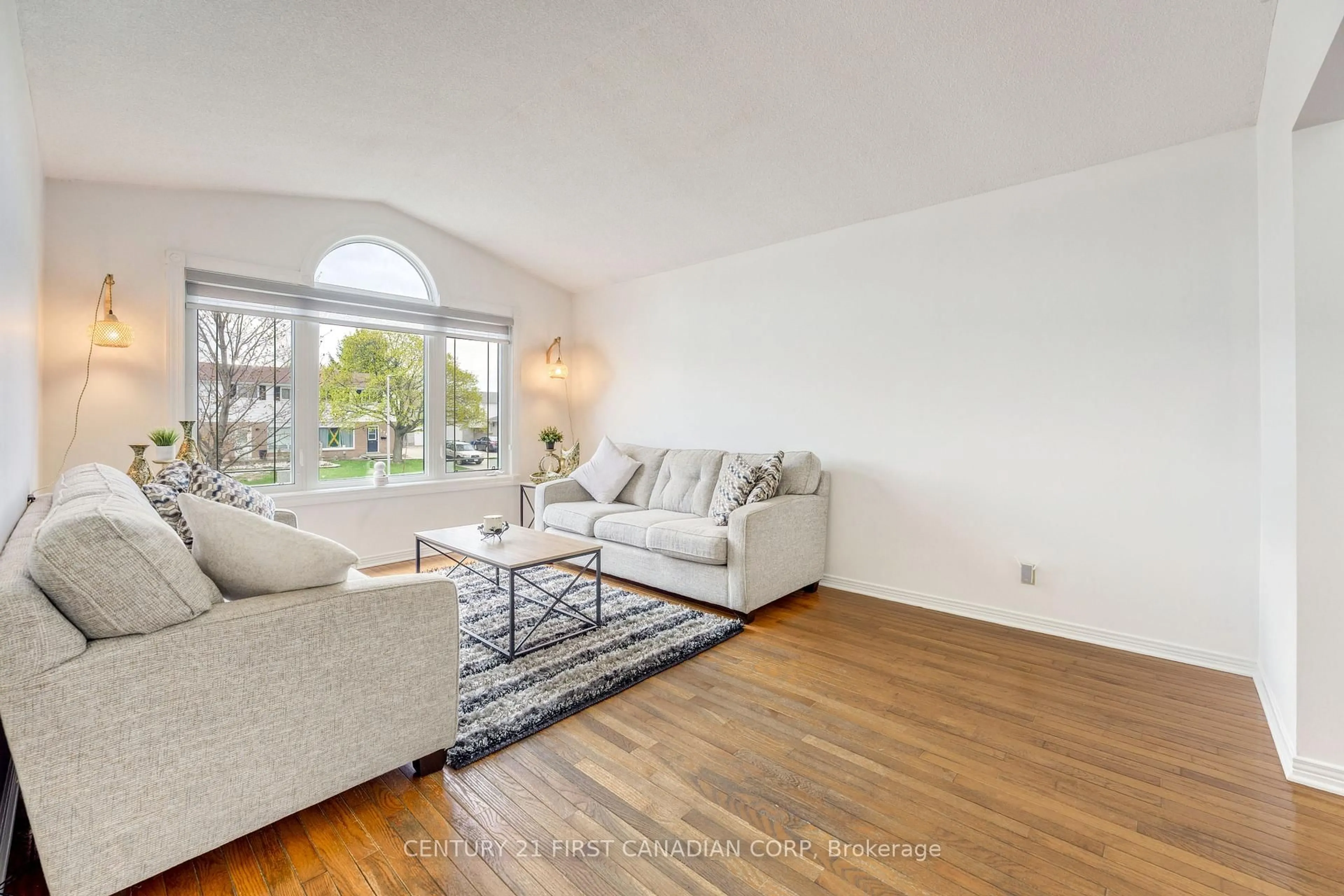 Living room with furniture, unknown for 375 Trudeau Dr, Sarnia Ontario N7S 6H6