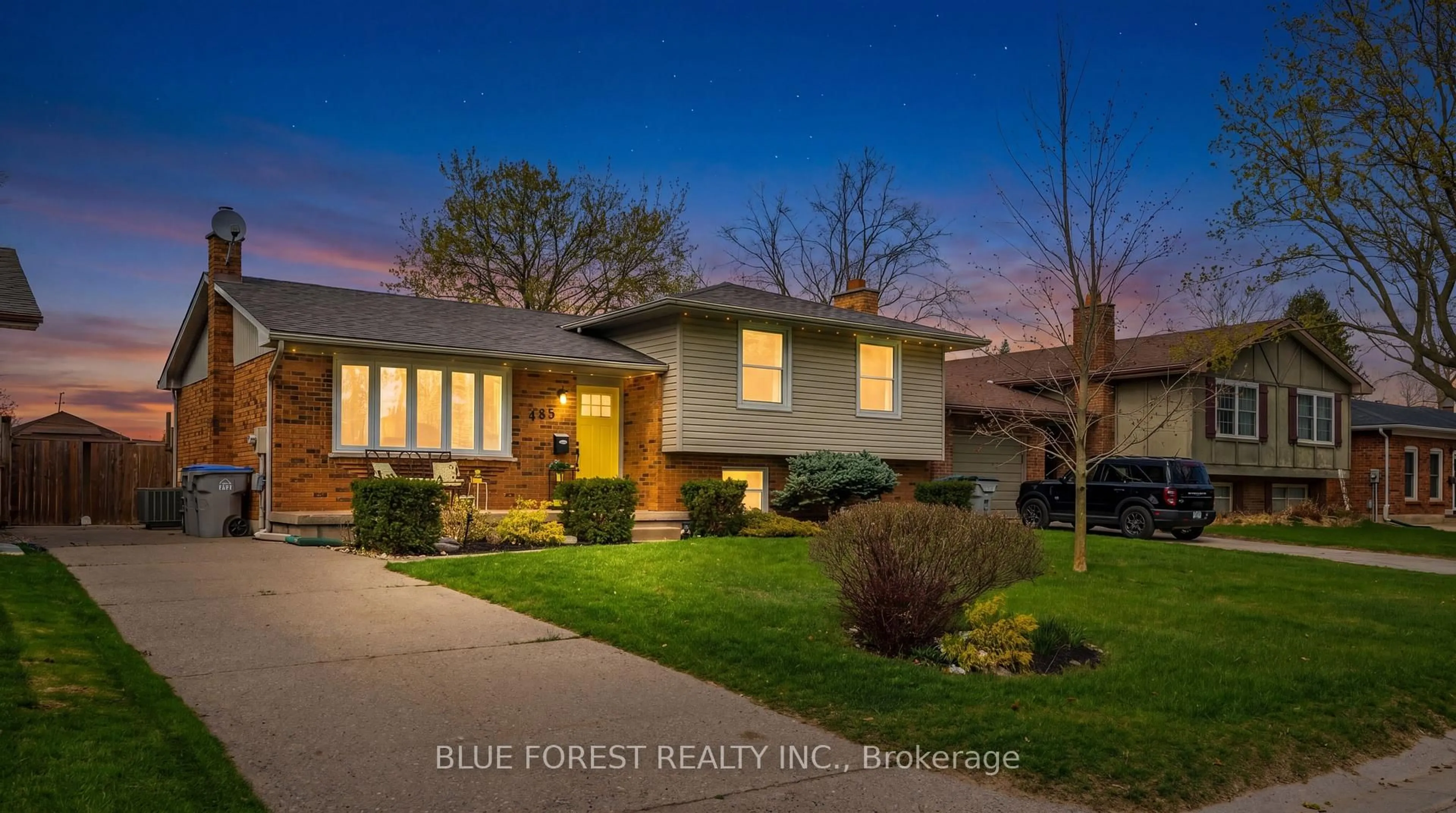 Home with brick exterior material, street for 485 Maple St, Strathroy-Caradoc Ontario N7G 3M9