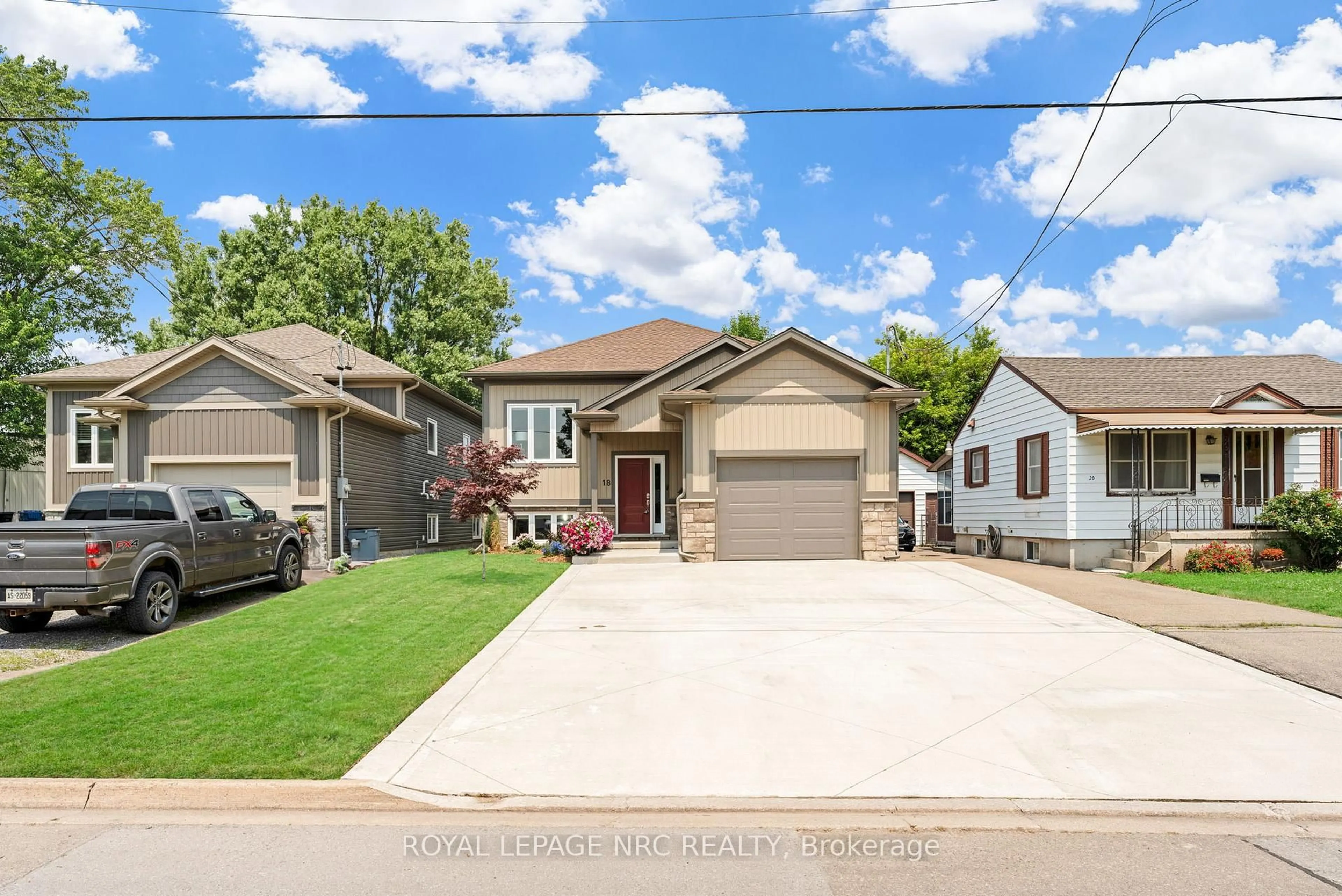 Unknown for 18 Erie St, Welland Ontario L3B 5J7