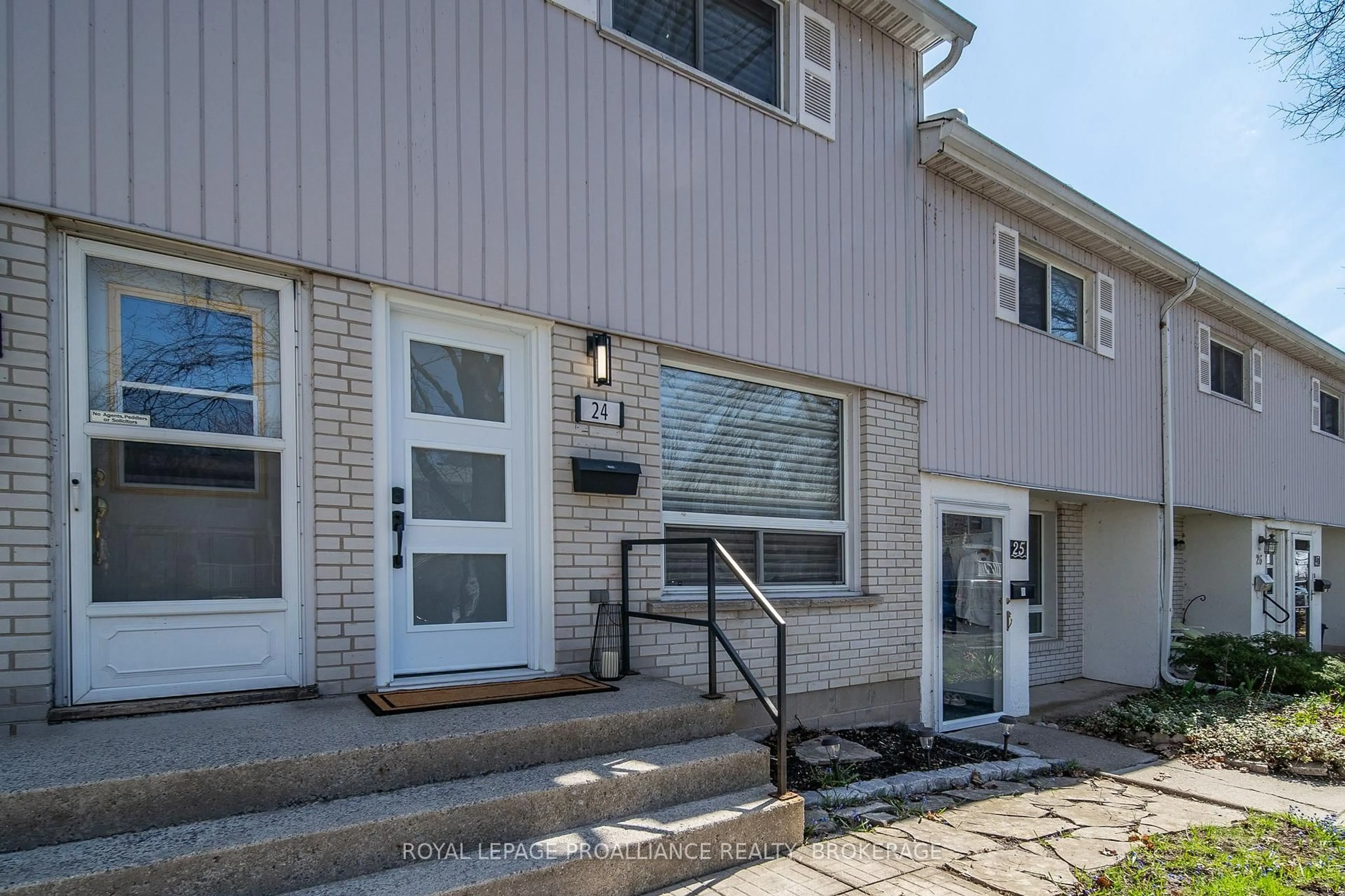 Unknown for 4427 Bath Rd #24, Loyalist Ontario K7N 1A1