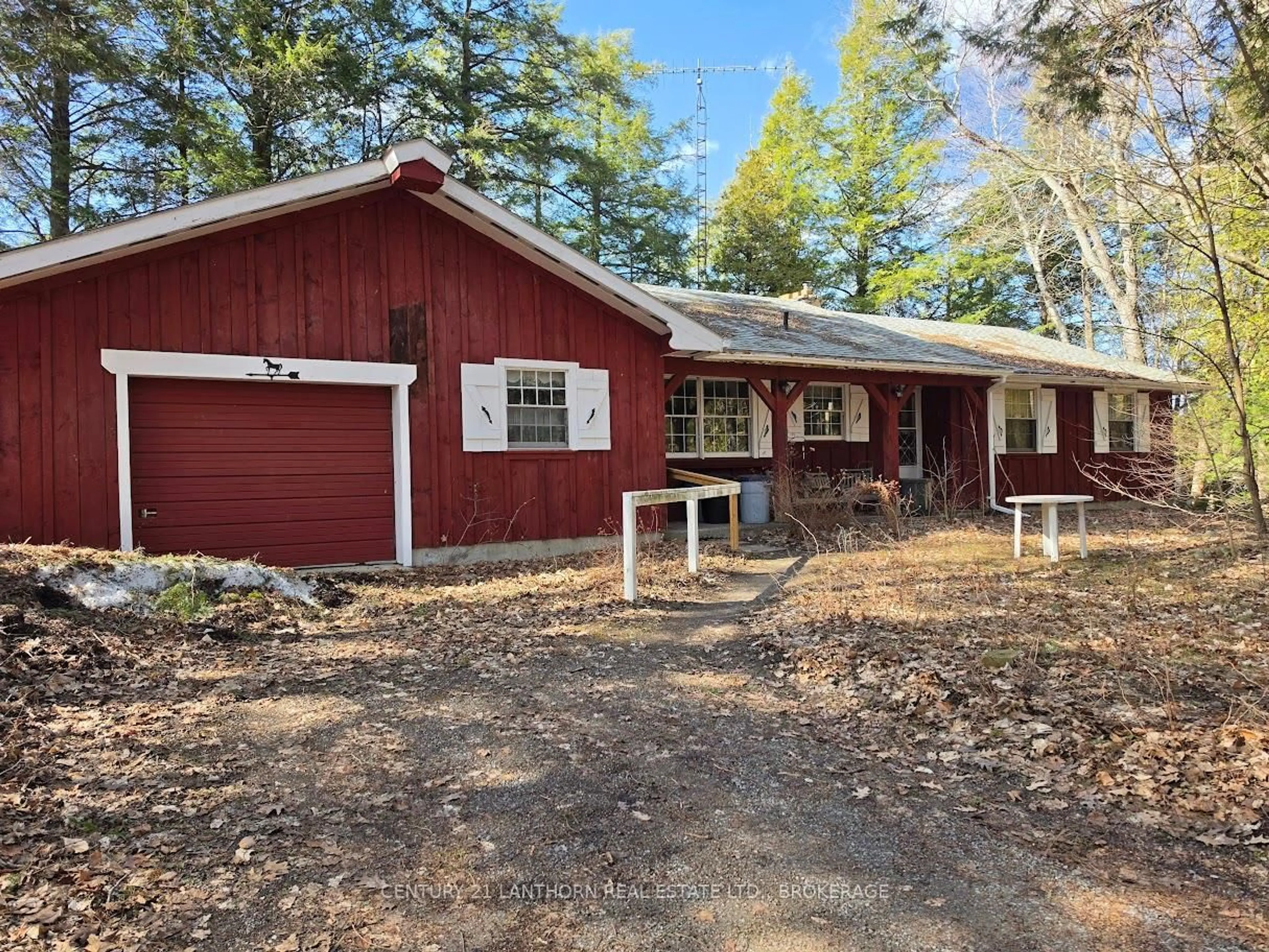 A pic from outside/outdoor area/front of a property/back of a property/a pic from drone, unknown for 608 Cedarstone Rd, Tamworth Ontario K0K 3G0