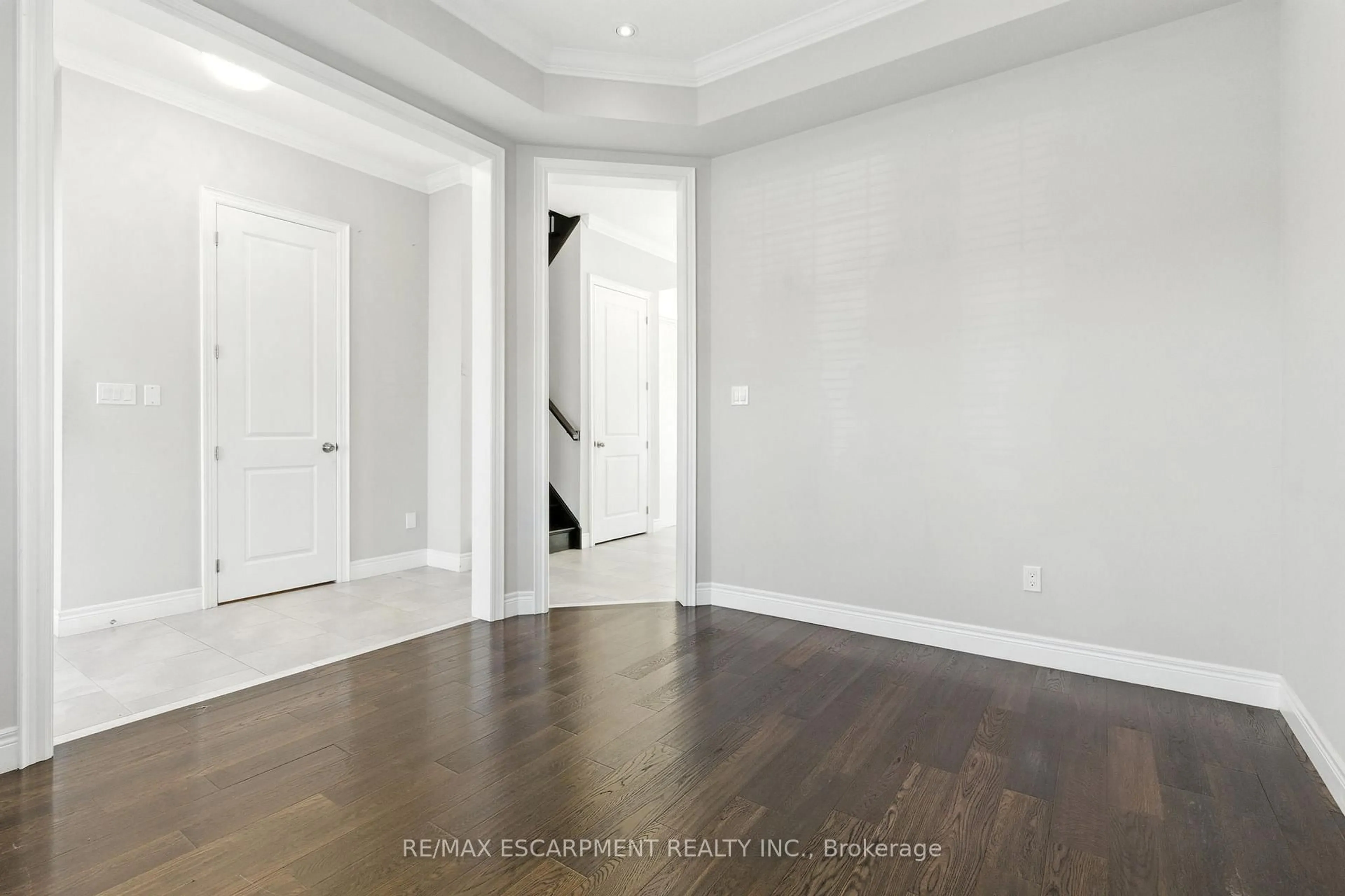 A pic of a room for 43 Riesling Crt, Hamilton Ontario L8G 0B4