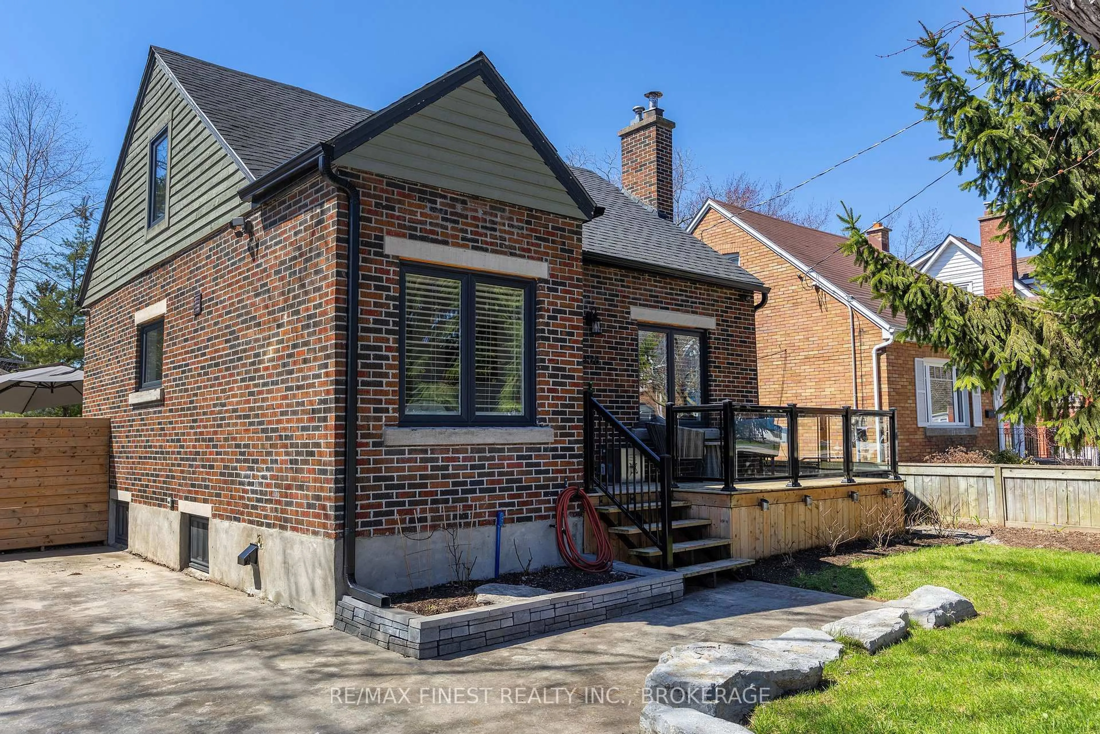 Home with brick exterior material, street for 258 College St, Kingston Ontario K7L 4M2