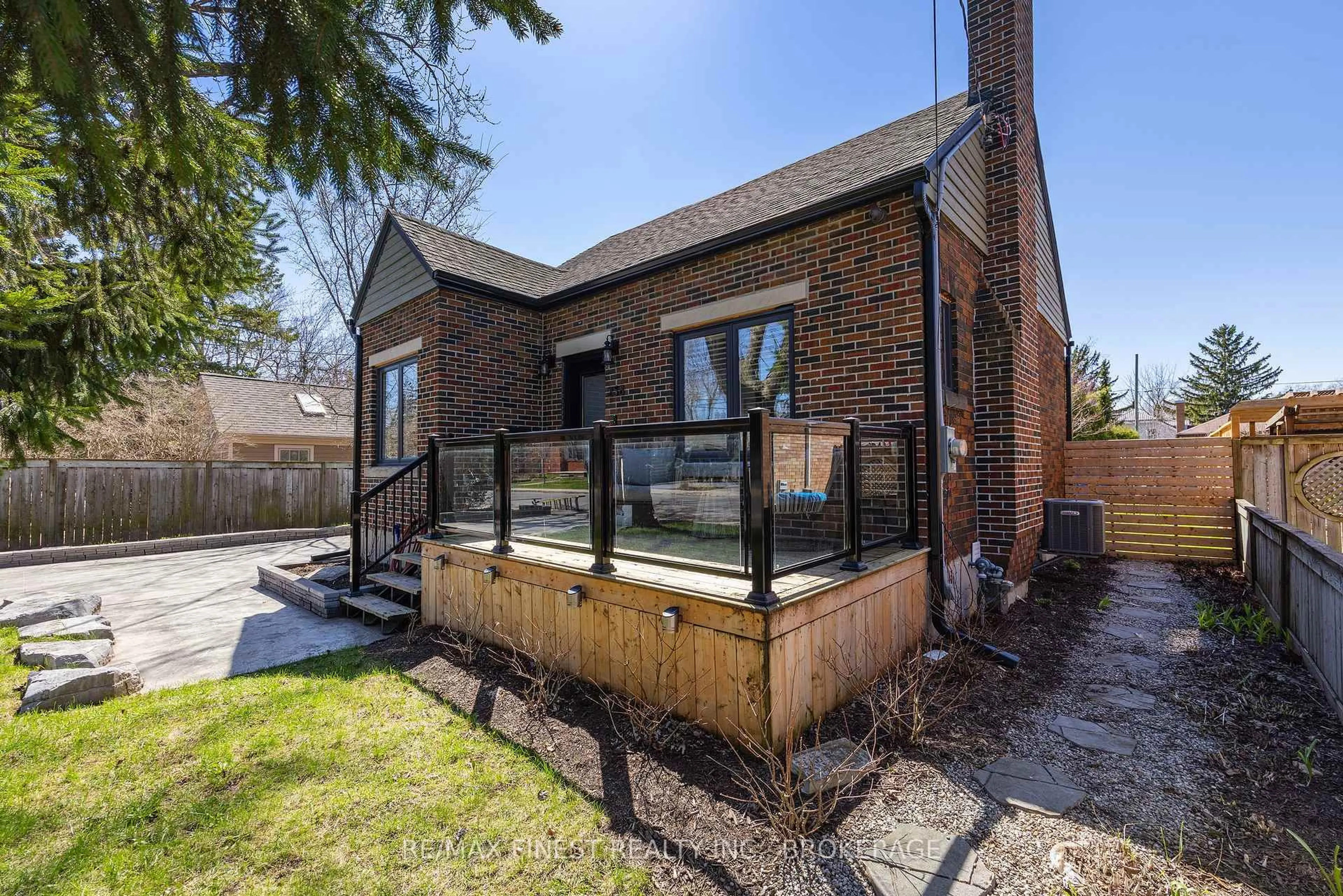 Home with brick exterior material, street for 258 College St, Kingston Ontario K7L 4M2