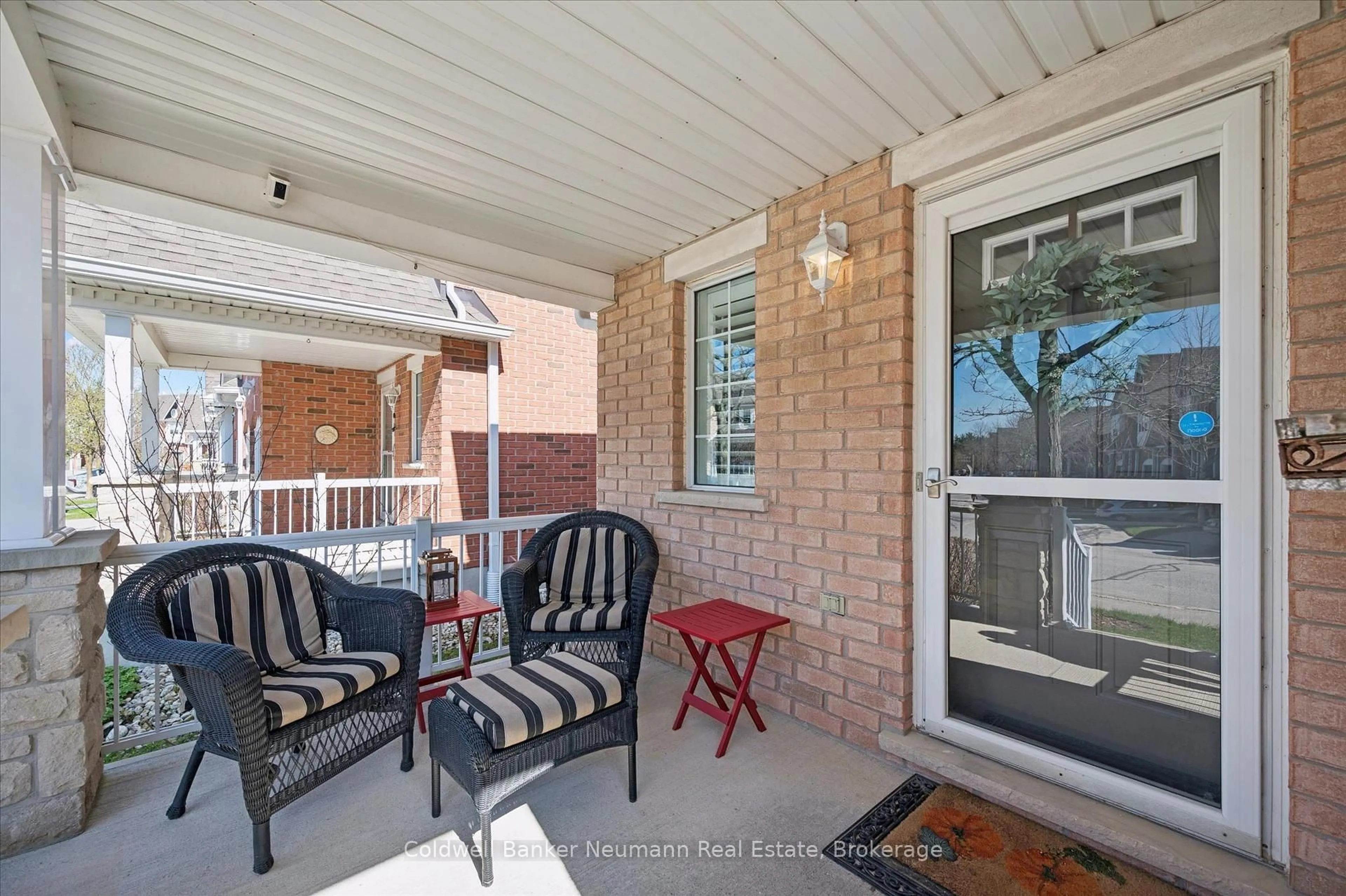 Patio, street for 165 Terraview Cres #17, Guelph Ontario N1G 5G8