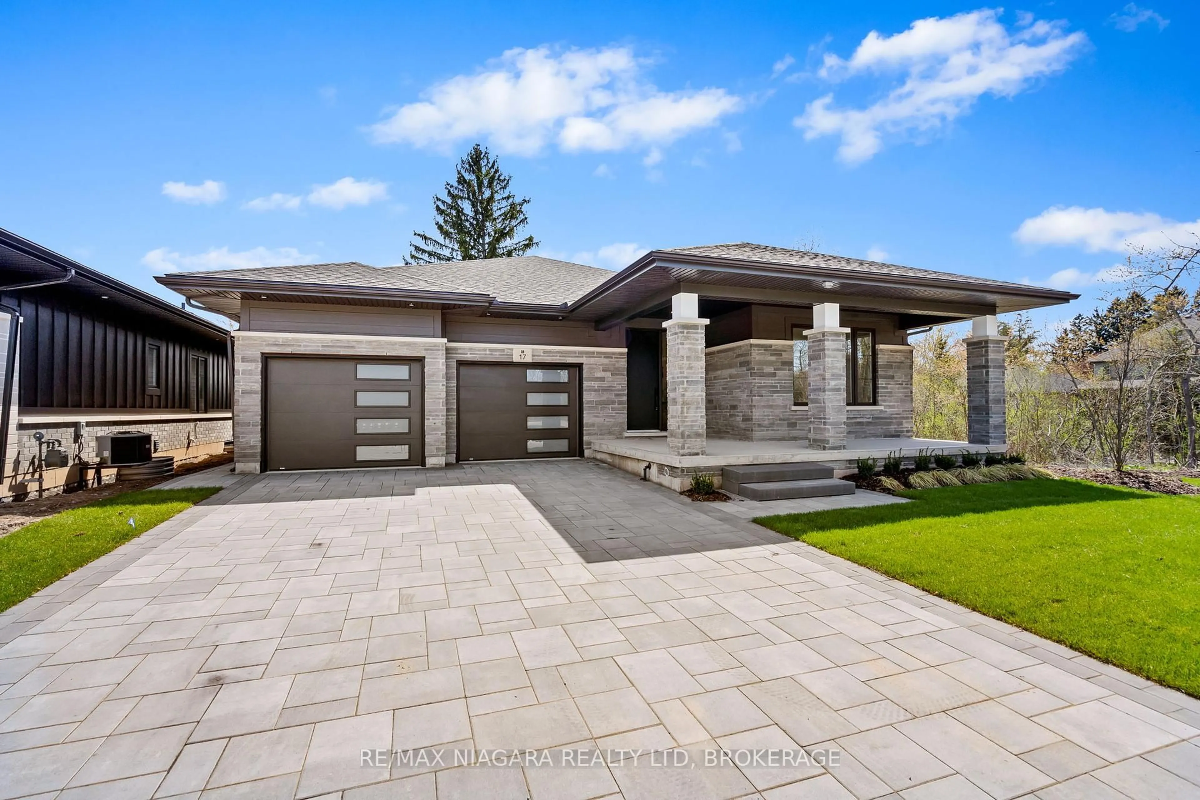 Home with brick exterior material, street for 17 Accursi Cres, Pelham Ontario L0S 1E2