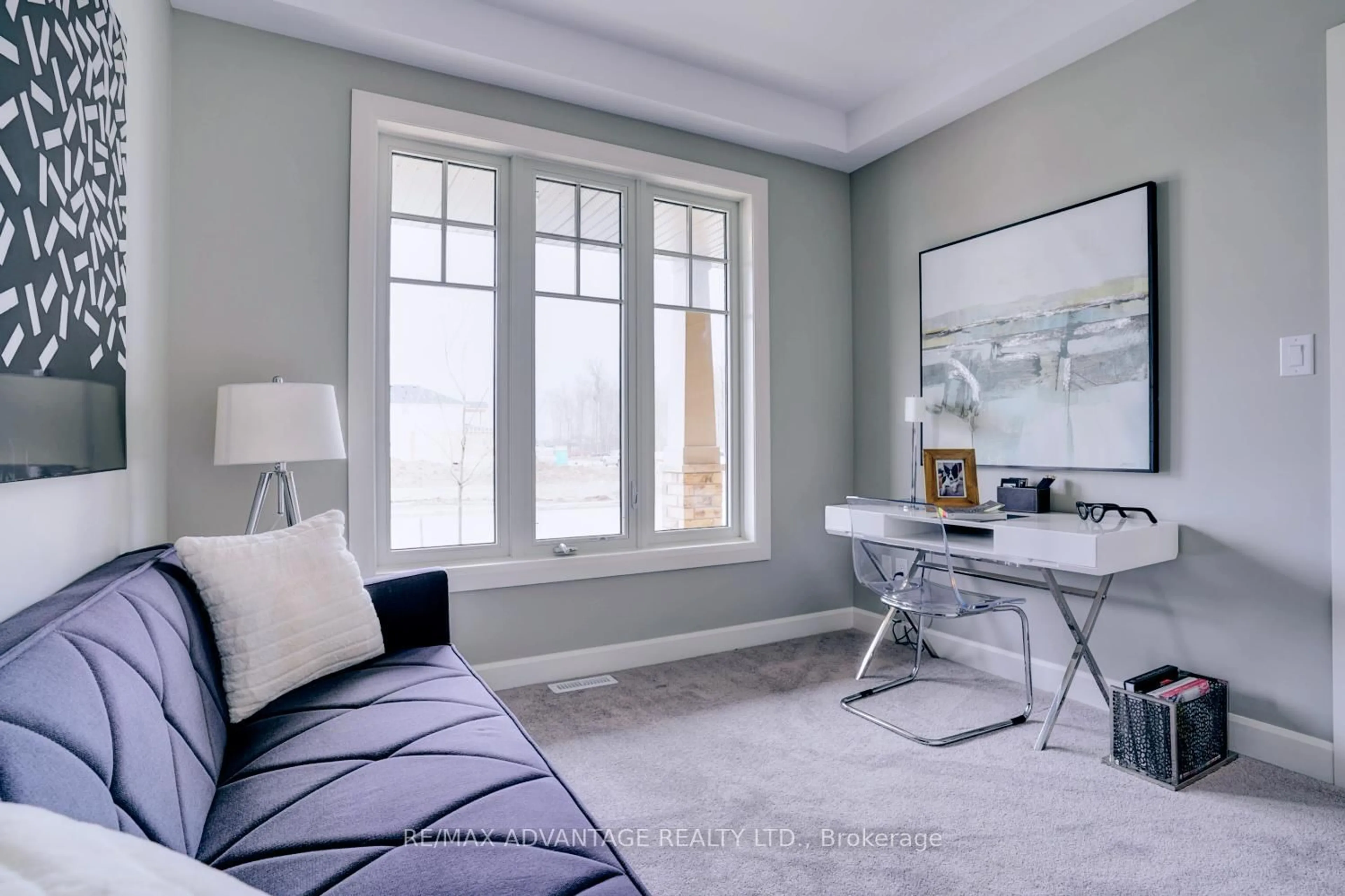 A pic of a room for 2650 Buroak Dr #54, London North Ontario N6G 0Z9