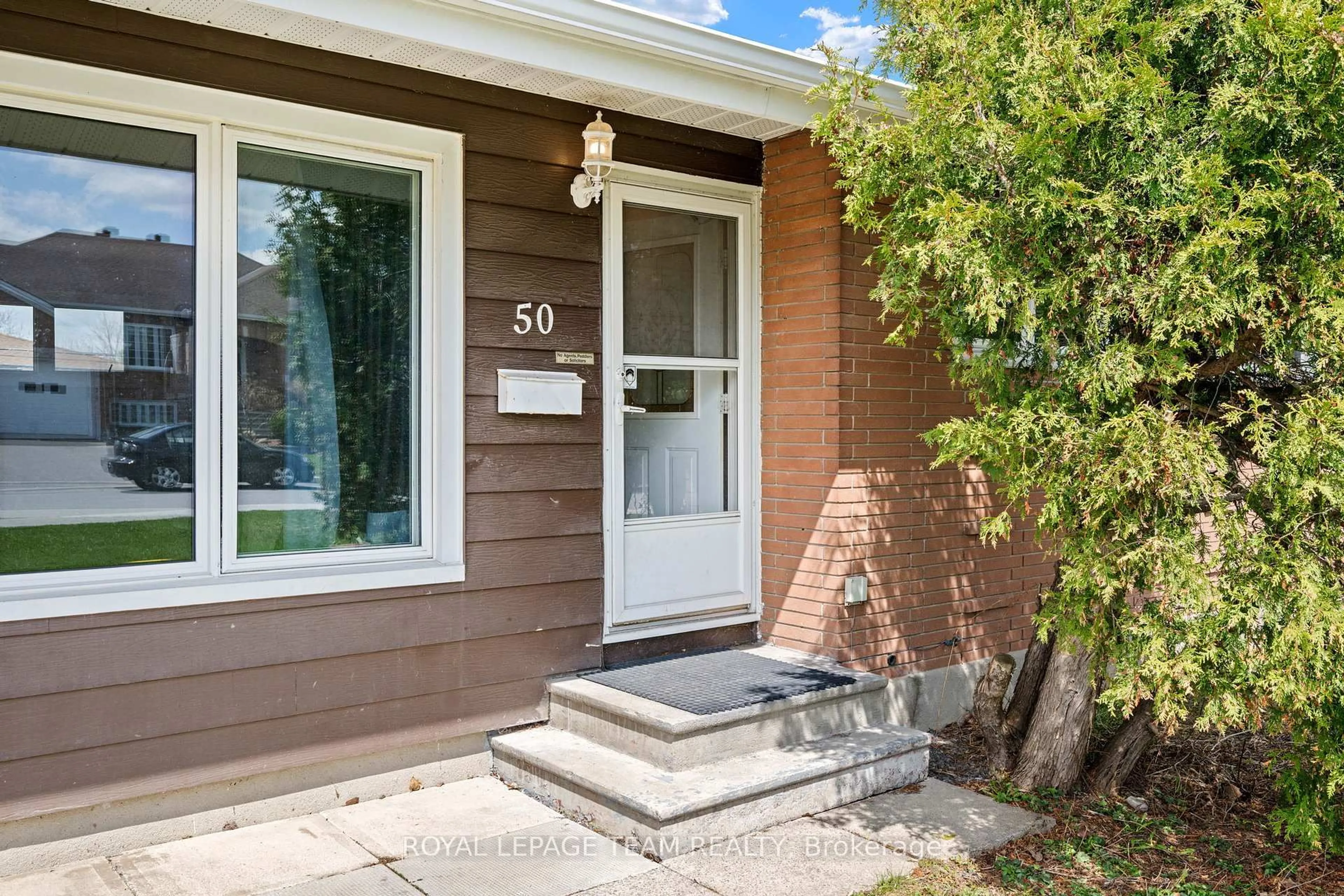 Home with brick exterior material, street for 50 Hilliard Ave, Ottawa Ontario K2E 6C1