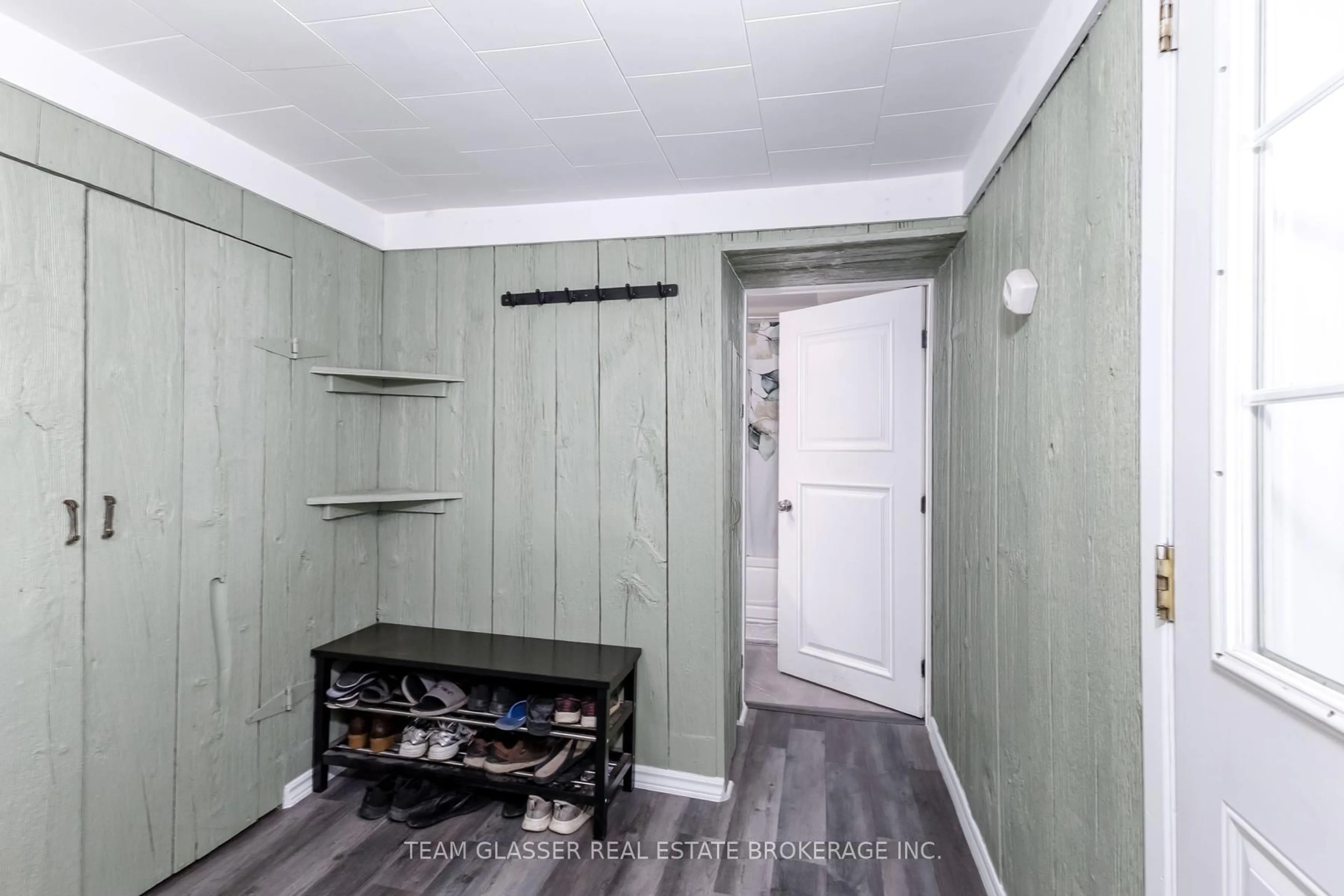 Storage room or clothes room or walk-in closet for 6008 YARMOUTH CENTRE Rd, St. Thomas Ontario N5P 3S8