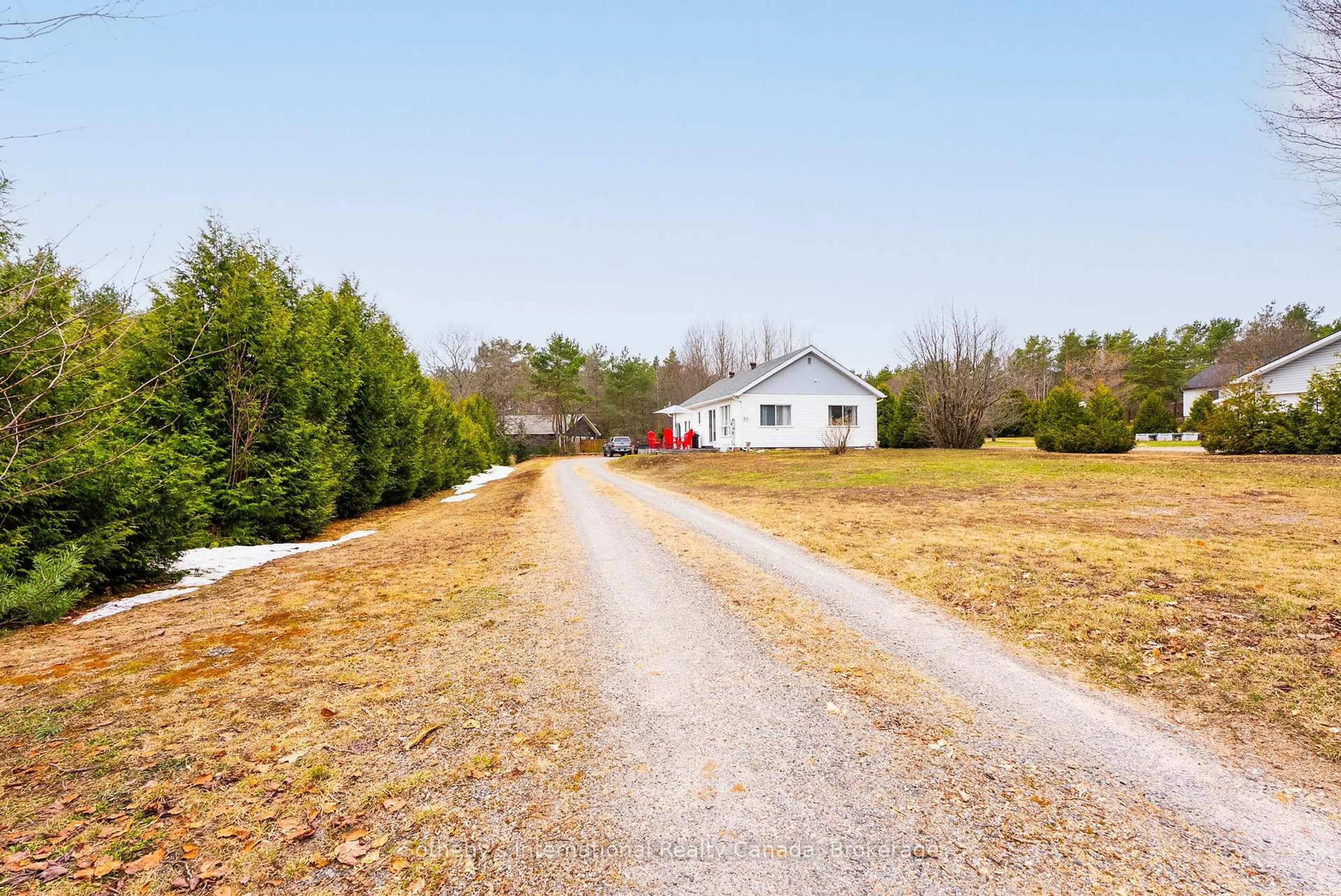 A pic from outside/outdoor area/front of a property/back of a property/a pic from drone, street for 50 Paget St, Sundridge Ontario P0A 1Z0