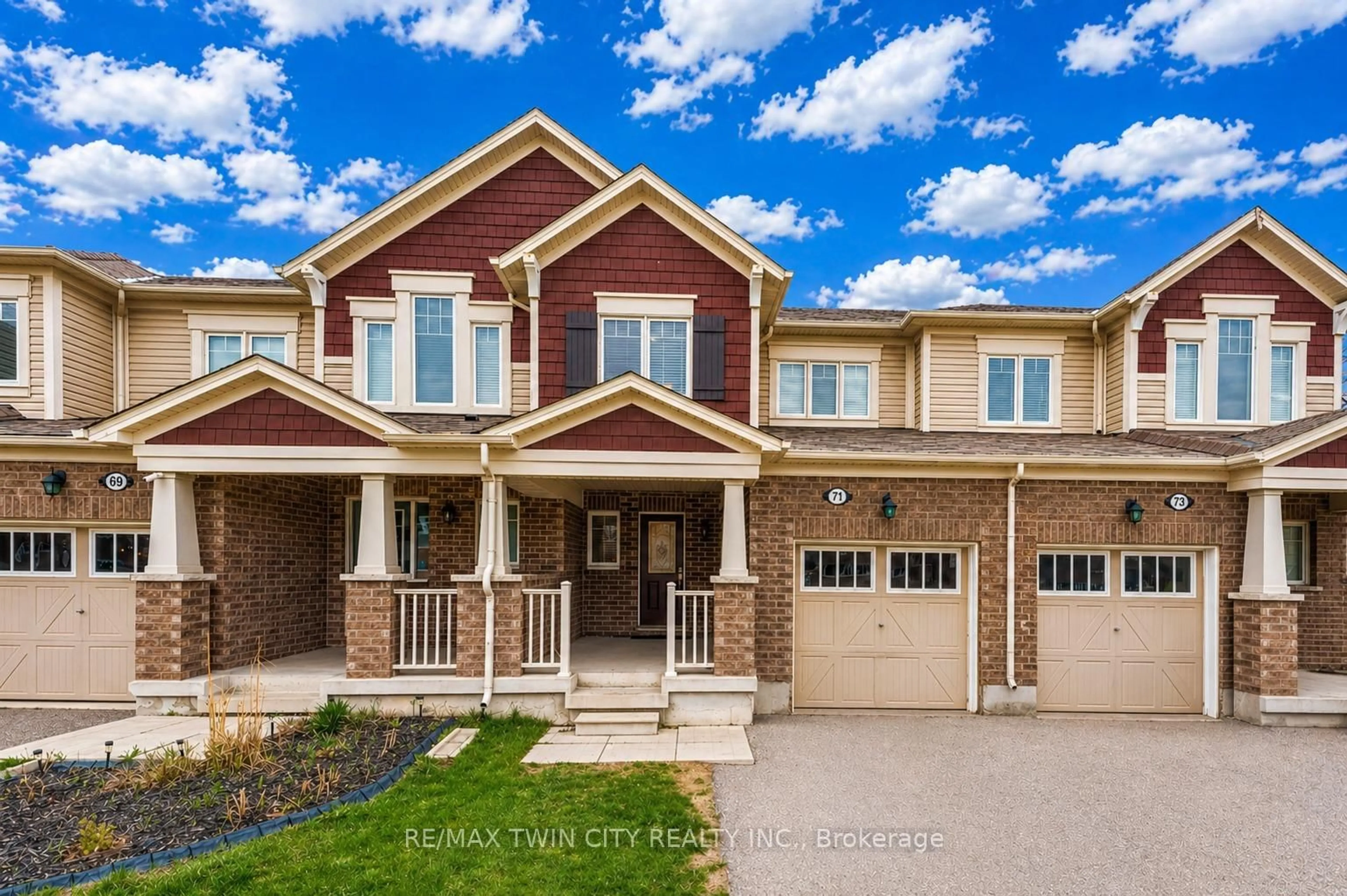 Home with brick exterior material, street for 71 Glenvista Dr, Kitchener Ontario N2R 0E3