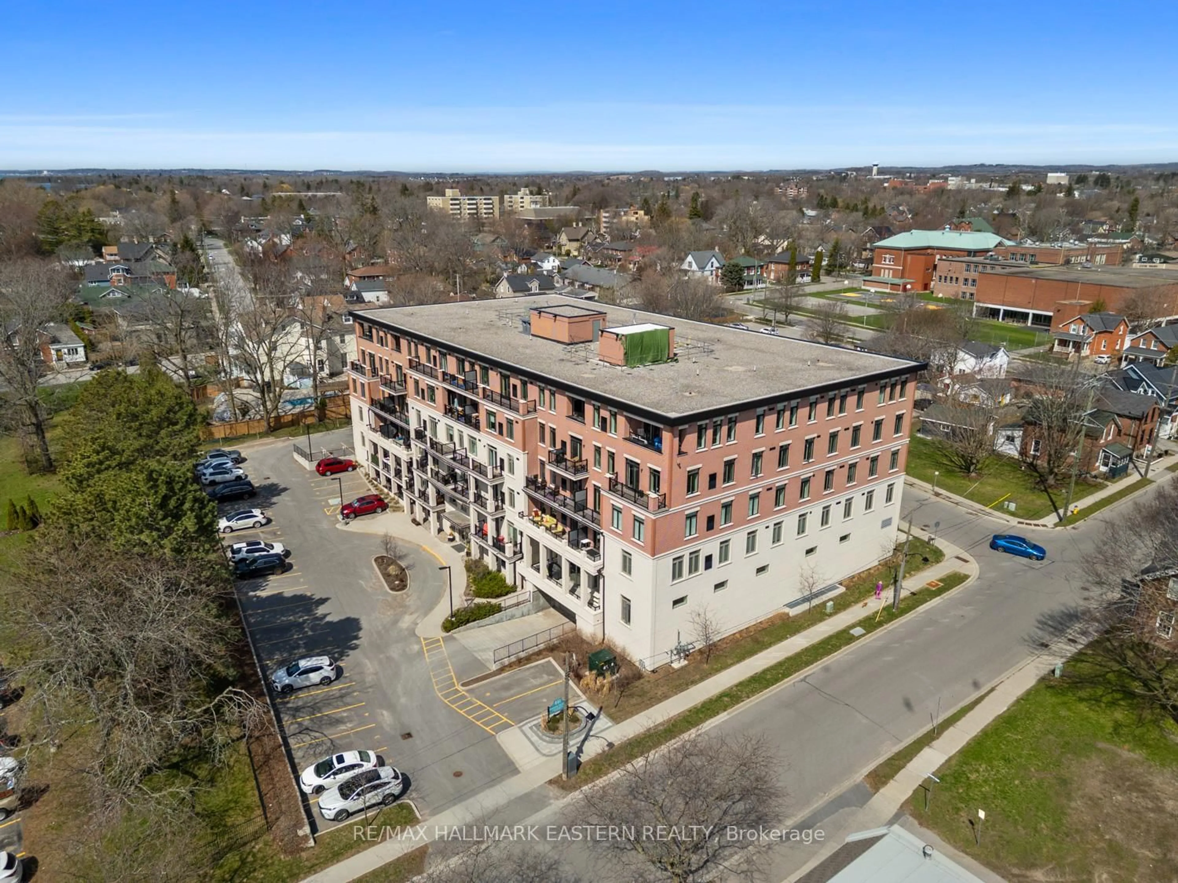 A pic from outside/outdoor area/front of a property/back of a property/a pic from drone, building for 135 Orr St ##407, Cobourg Ontario K9A 0J6