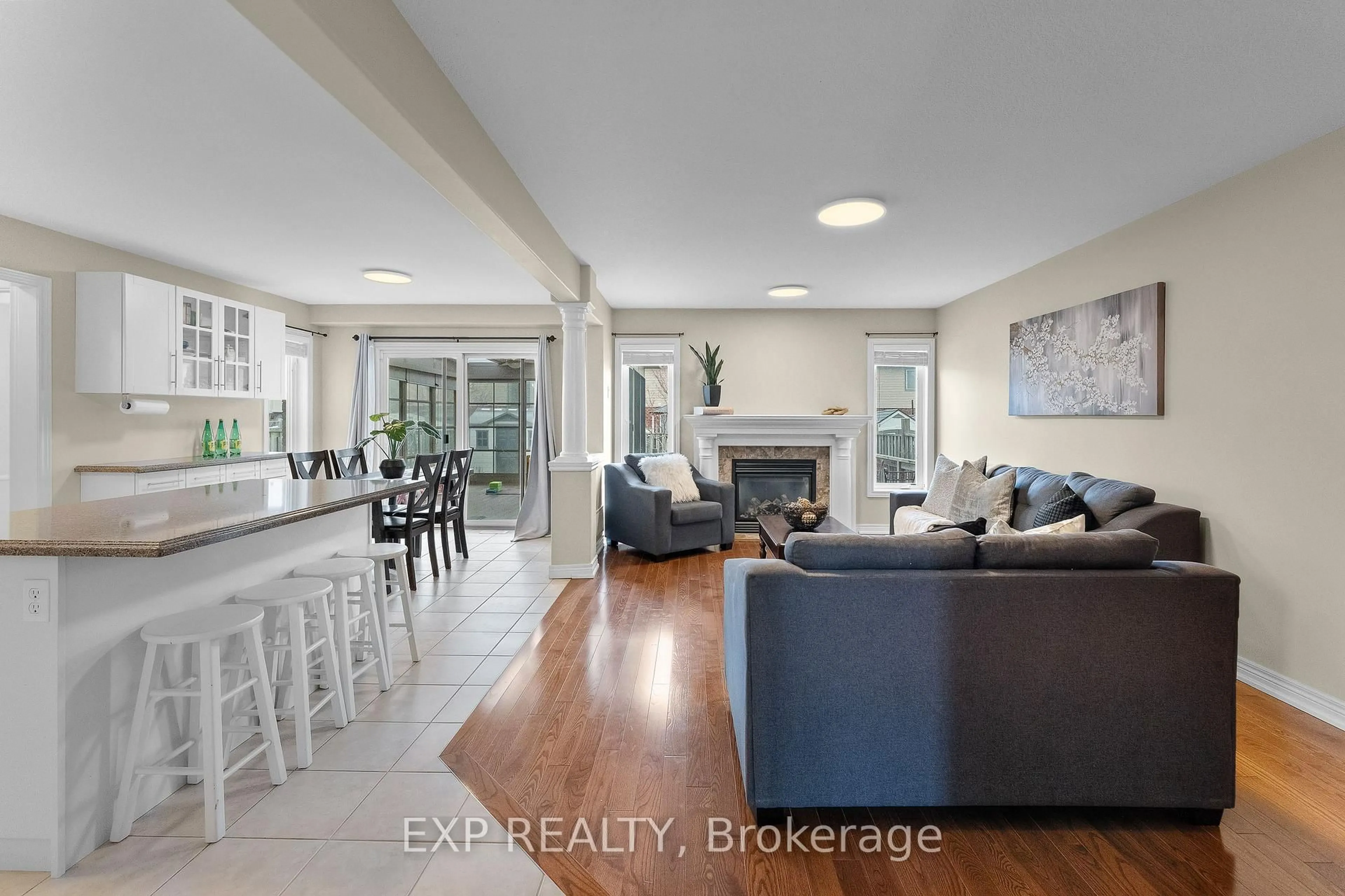 Unknown for 4875 John St, Lincoln Ontario L3J 0P2
