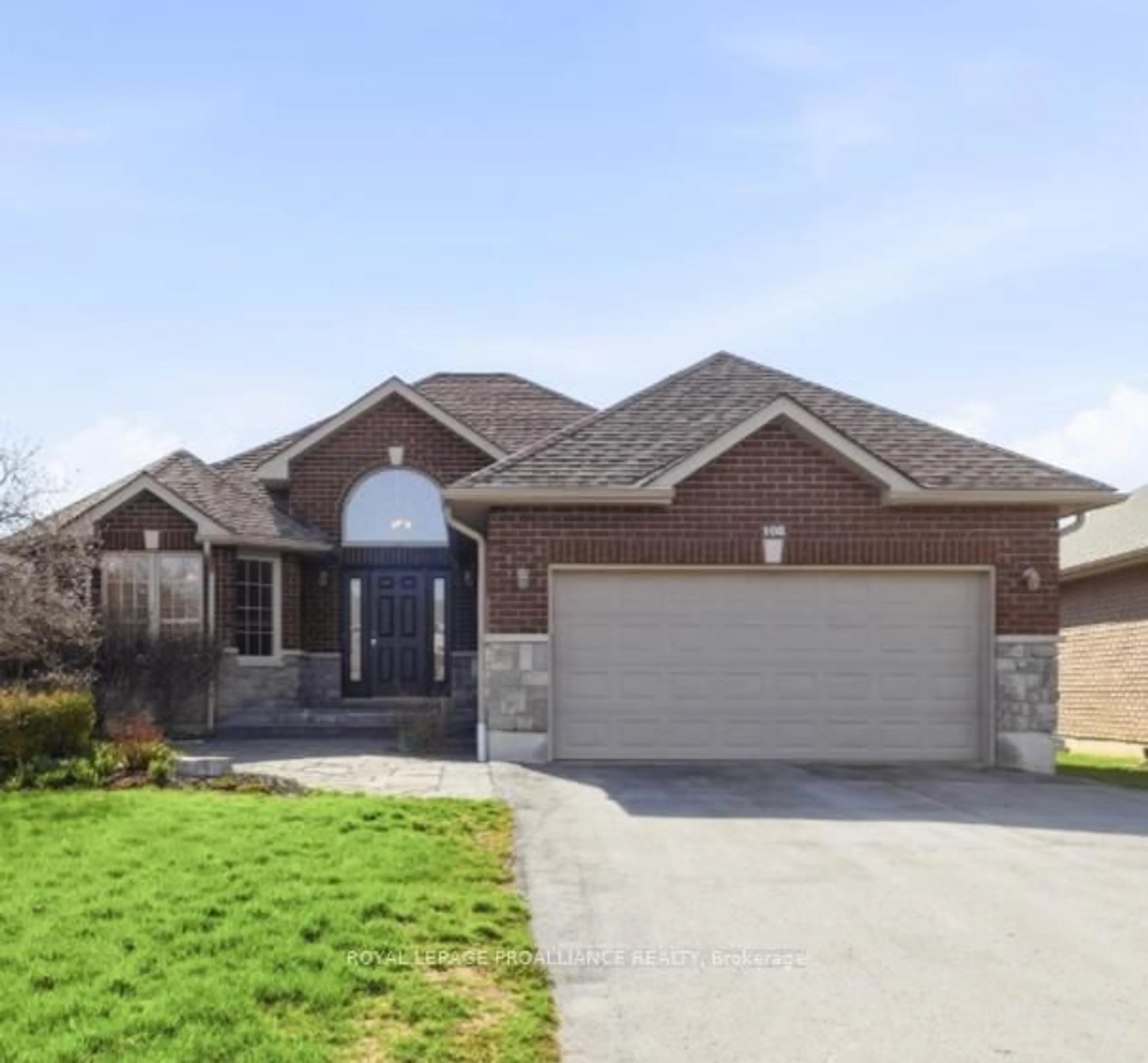 Home with brick exterior material, street for 108 Parkview Hts, Quinte West Ontario K8V 0A3