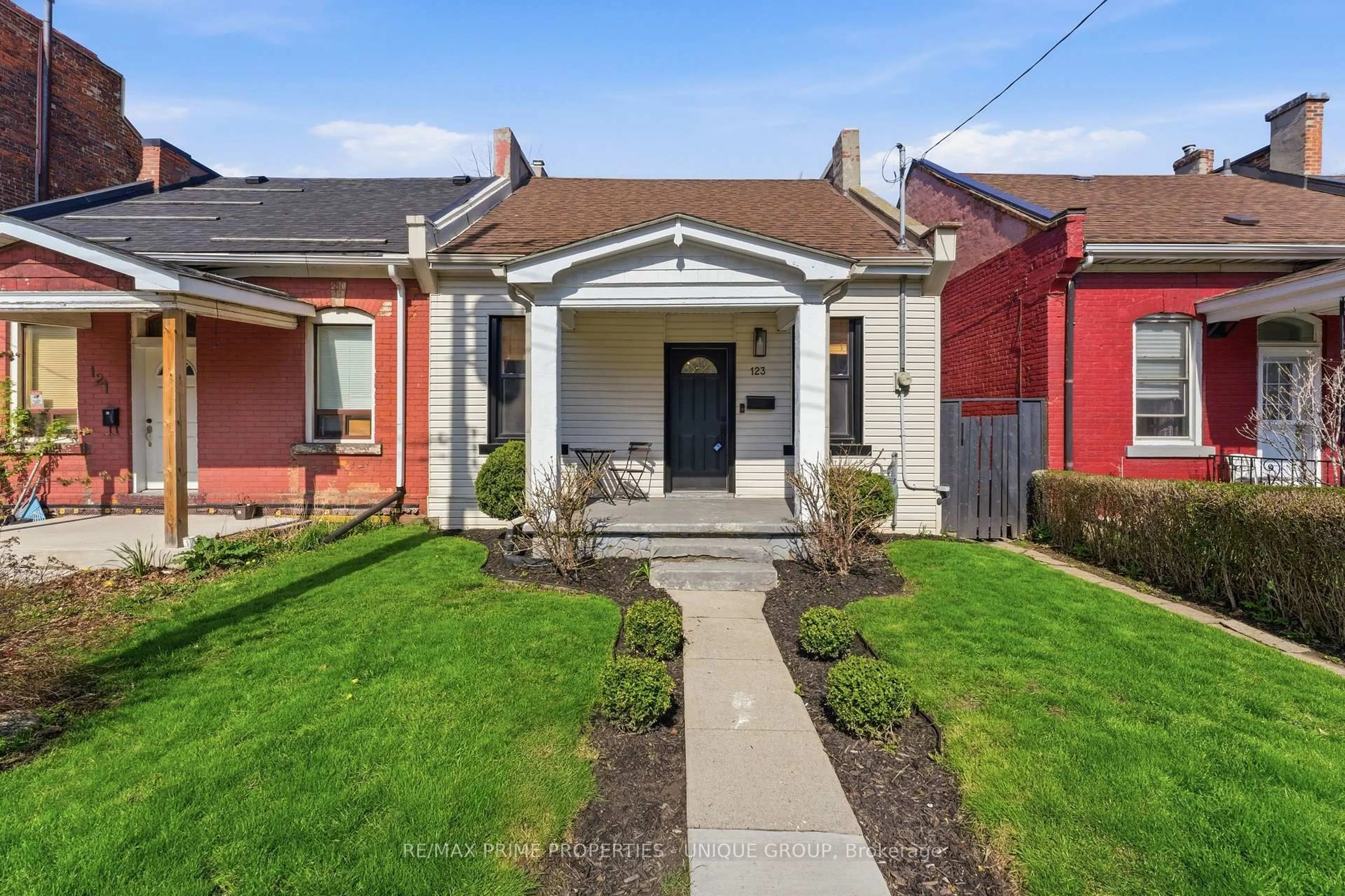 Unknown for 123 East Ave, Hamilton Ontario L8L 5H6