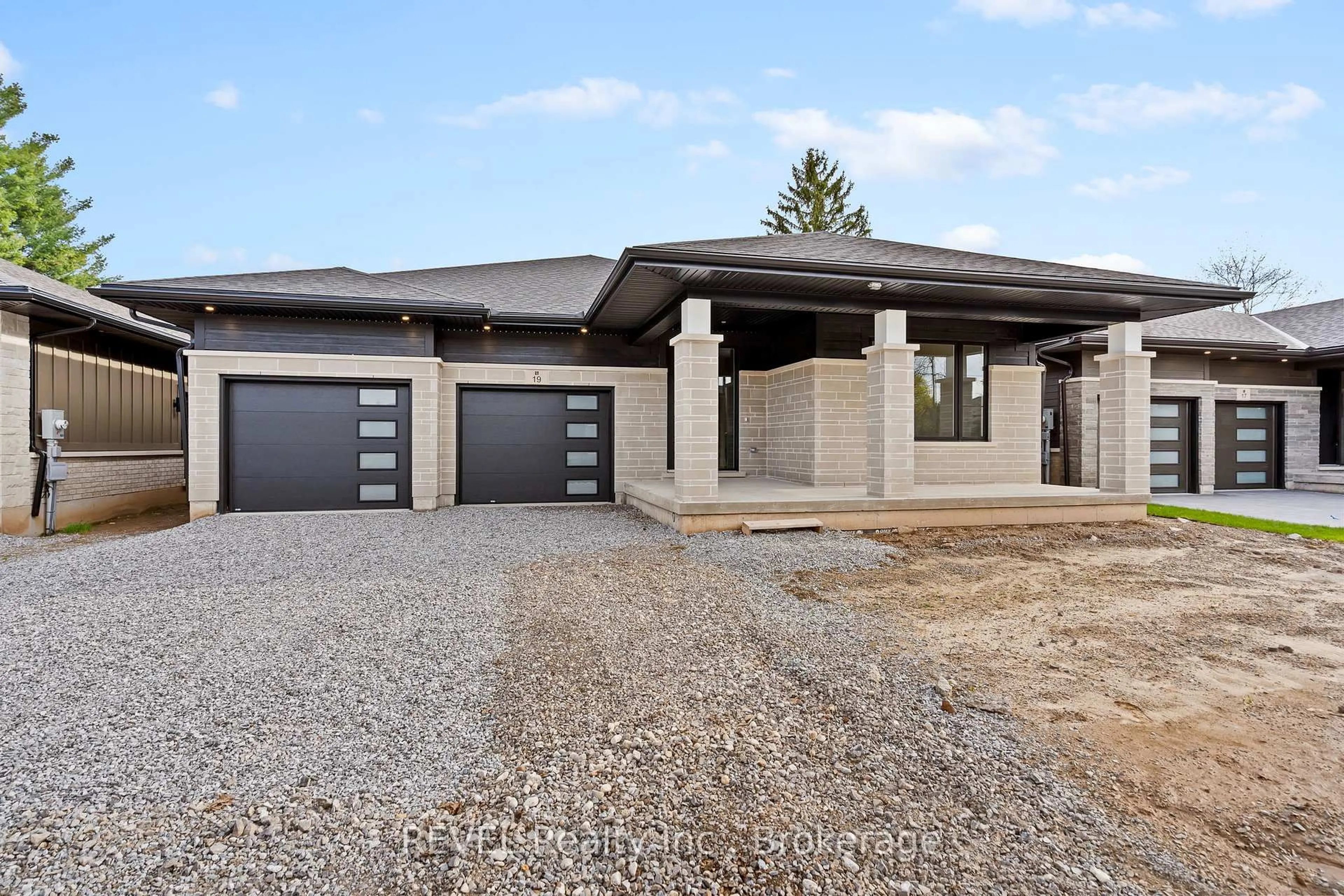 Home with brick exterior material, street for 19 Accursi Cres, Pelham Ontario L0S 1E2