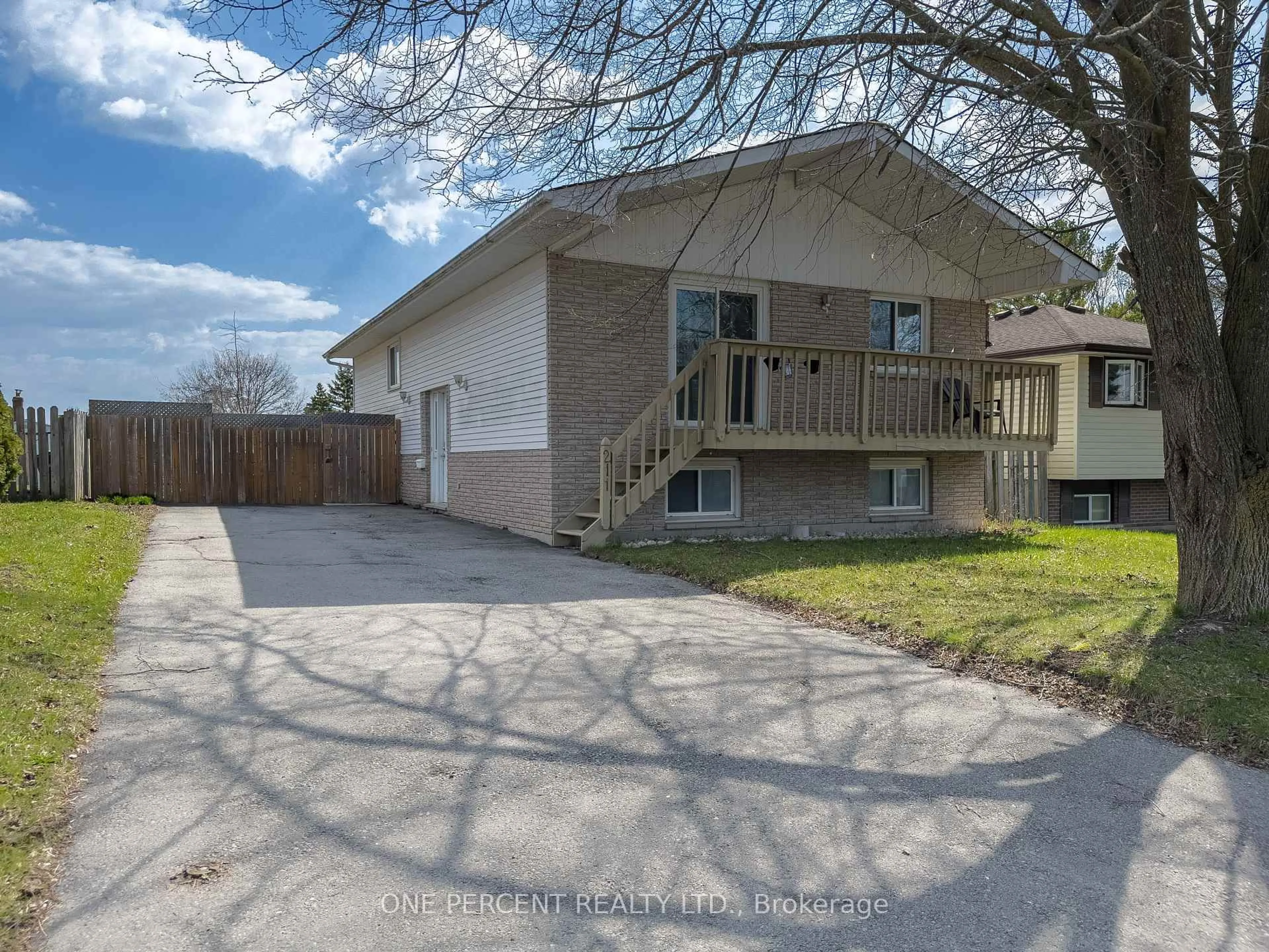 Unknown for 211 REID St, Quinte West Ontario K8V 5W4