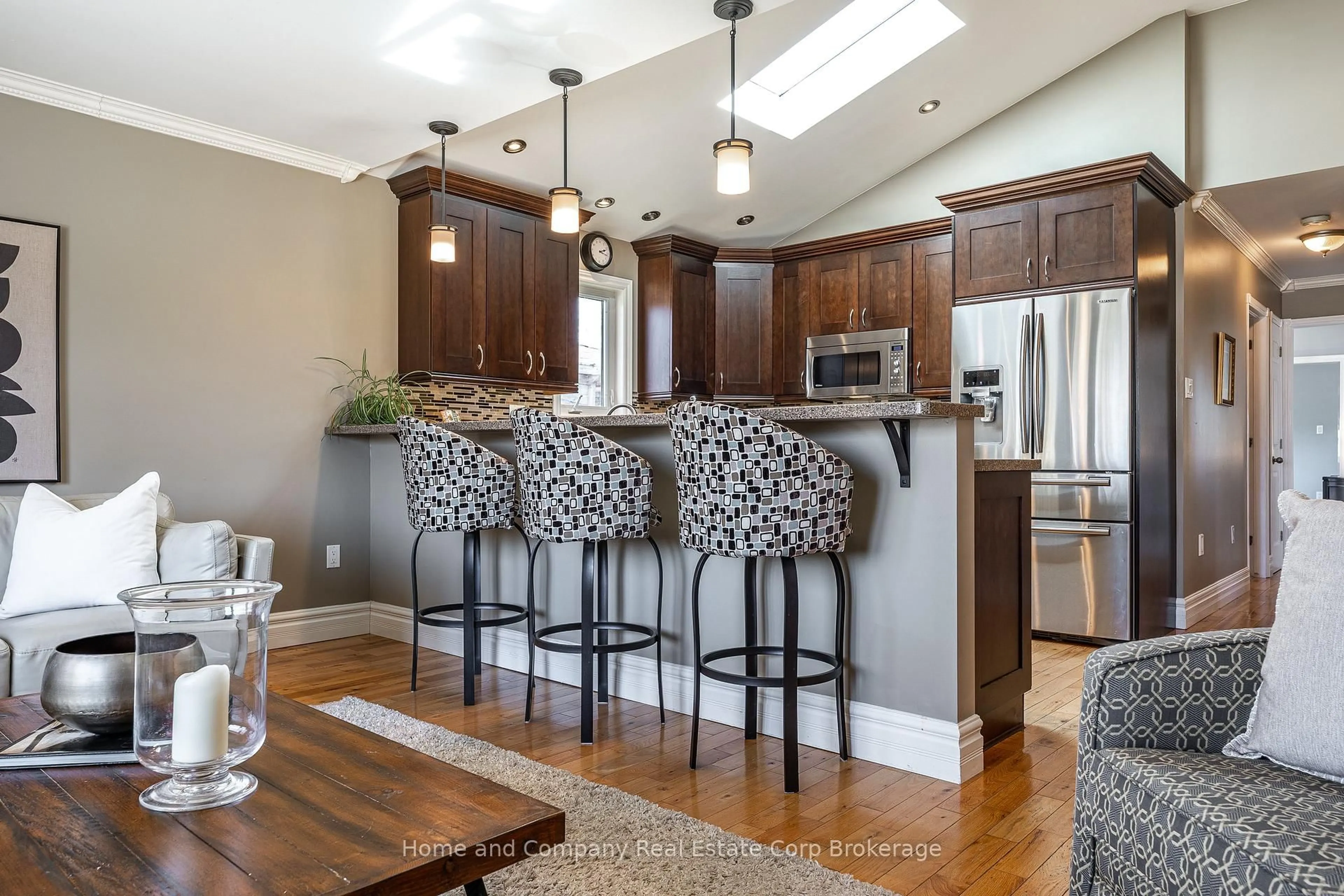 Open concept kitchen, unknown for 139 McGregor St, Stratford Ontario N4Z 1G8