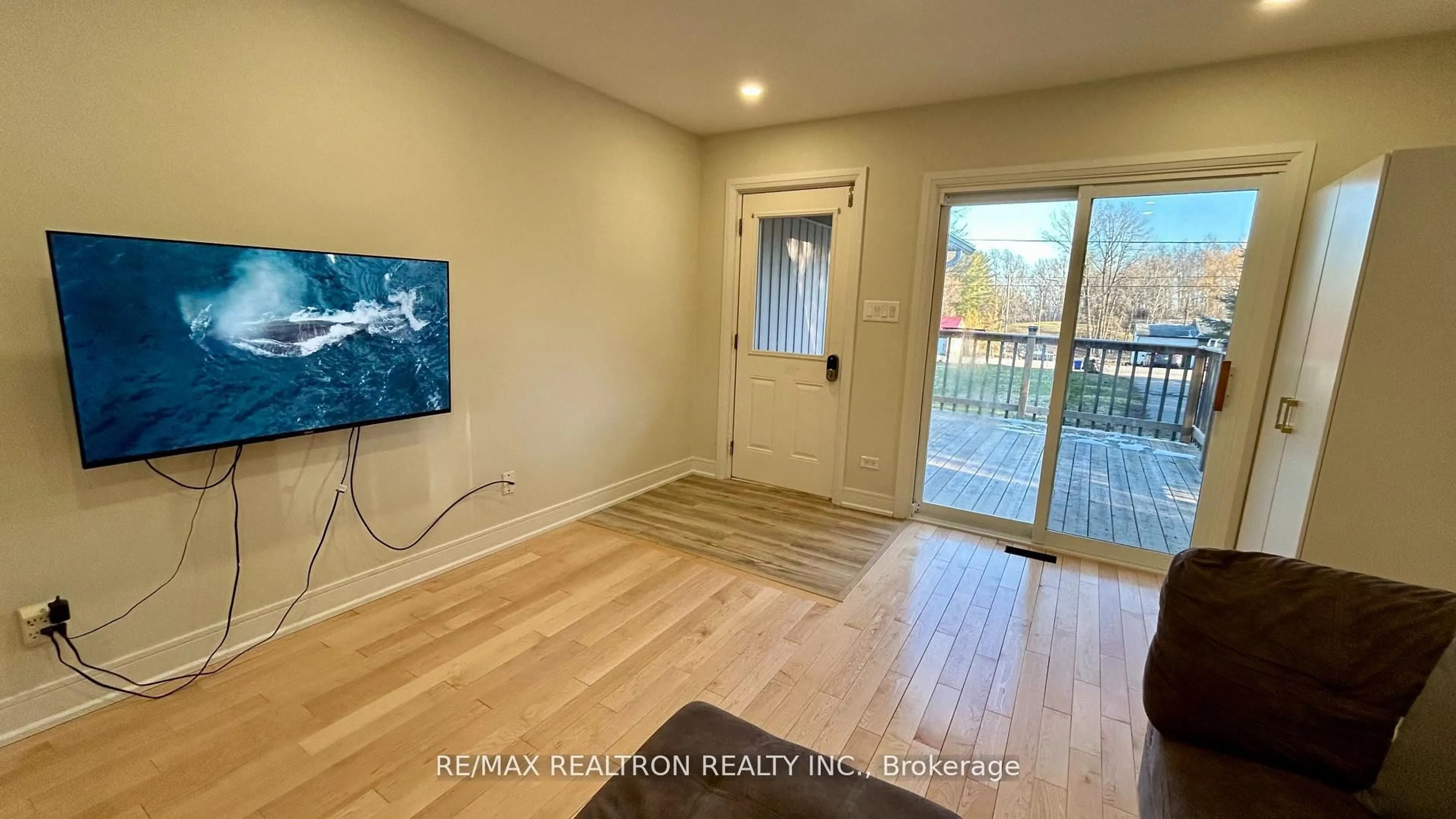 A pic of a room for 62 Hillcrest Dr, Quinte West Ontario K8V 0M6