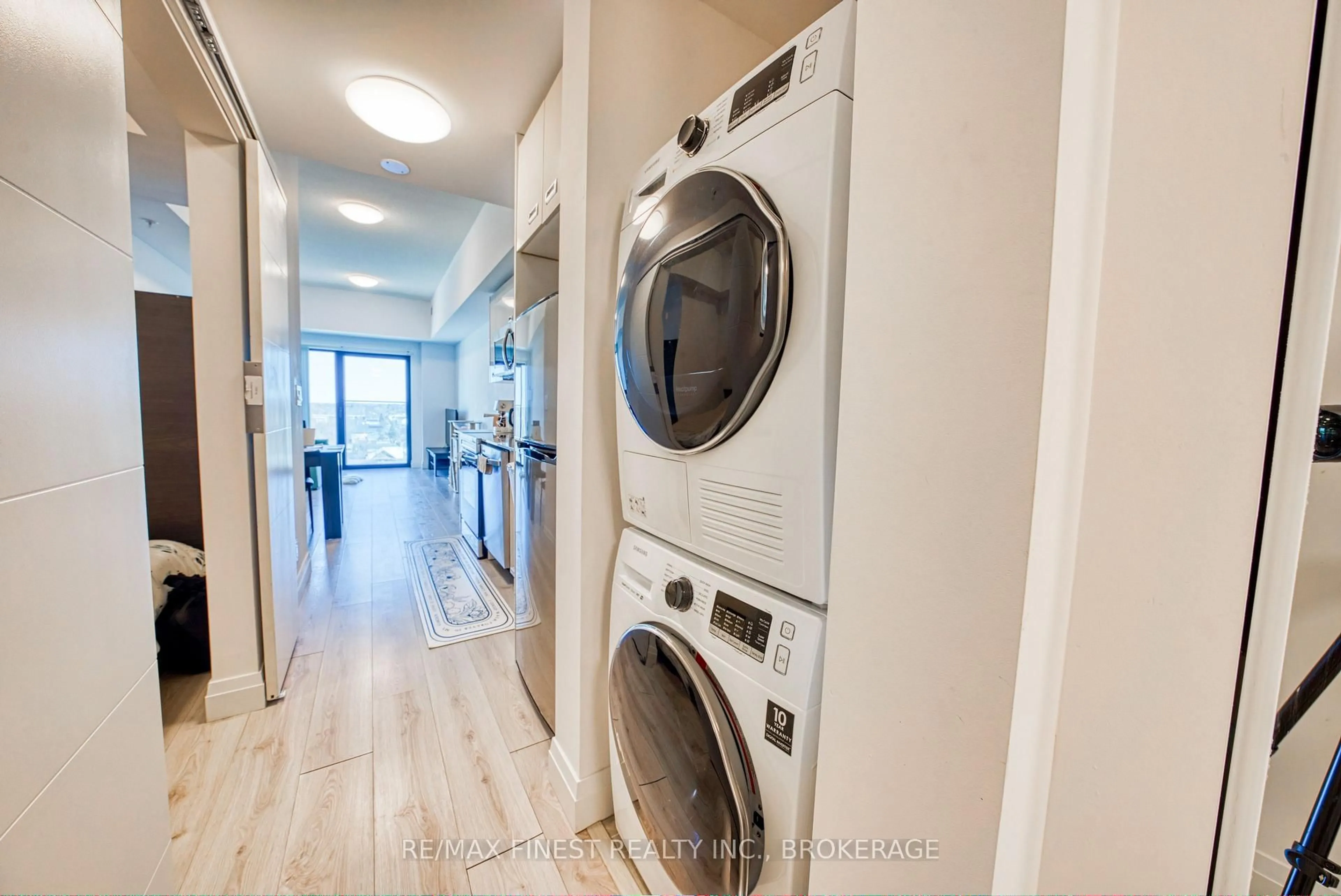 Laundry room for 652 Princess St #815, Kingston Ontario K7L 3Z9