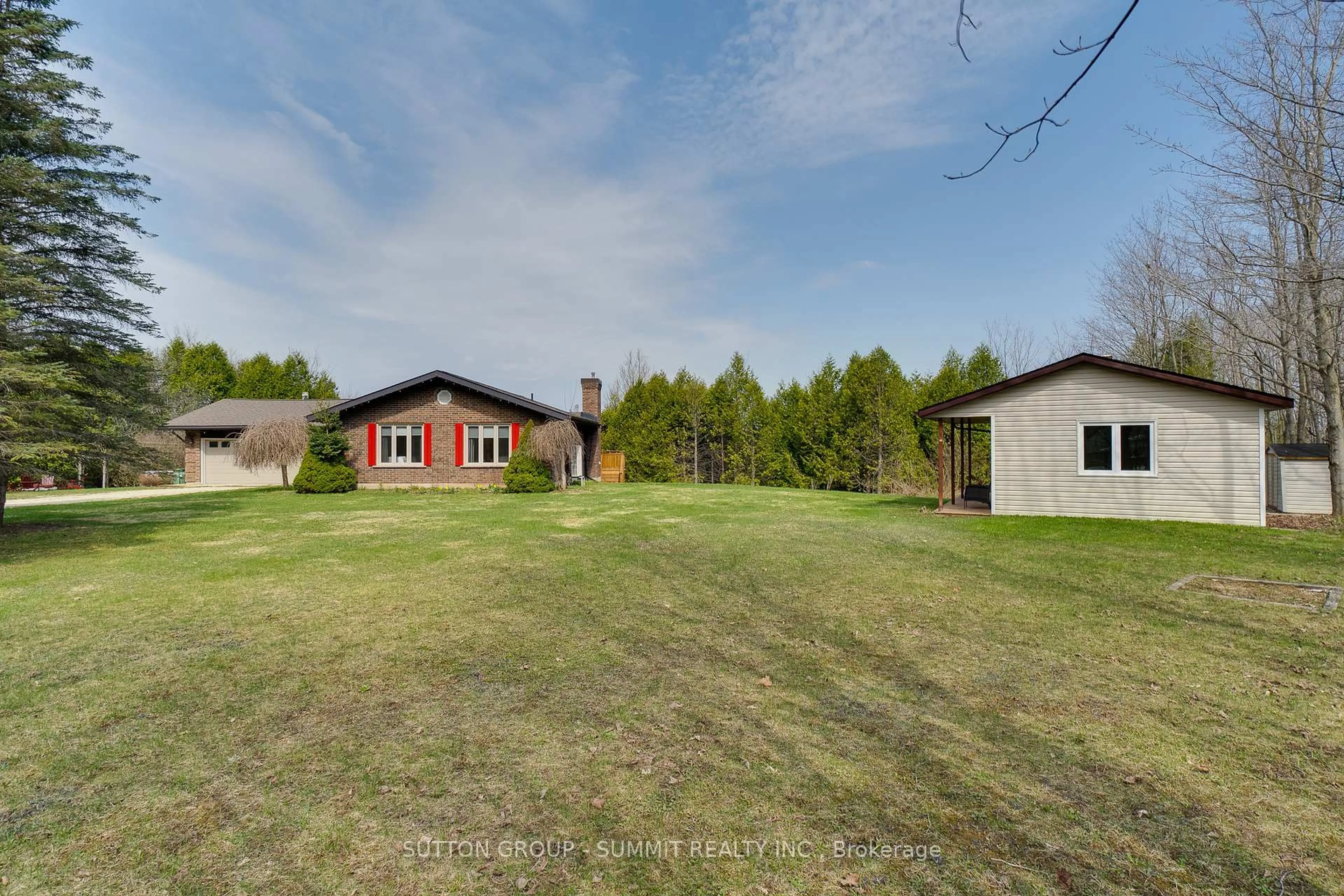 A pic from outside/outdoor area/front of a property/back of a property/a pic from drone, unknown for 447223 10TH Concession, Grey Highlands Ontario N0C 1E0