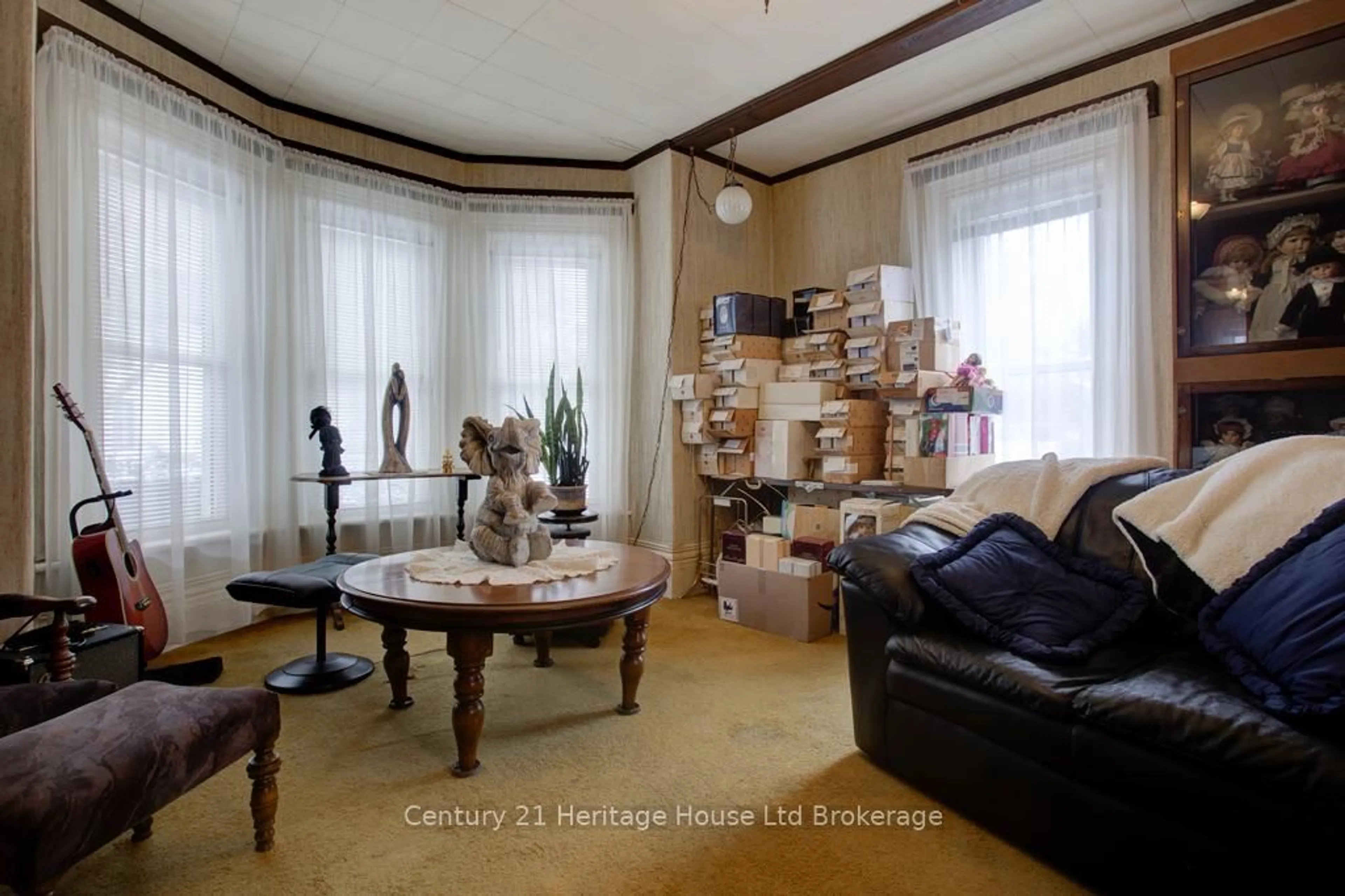 Living room with furniture, unknown for 242 Wonham St, Ingersoll Ontario N5C 2Z6