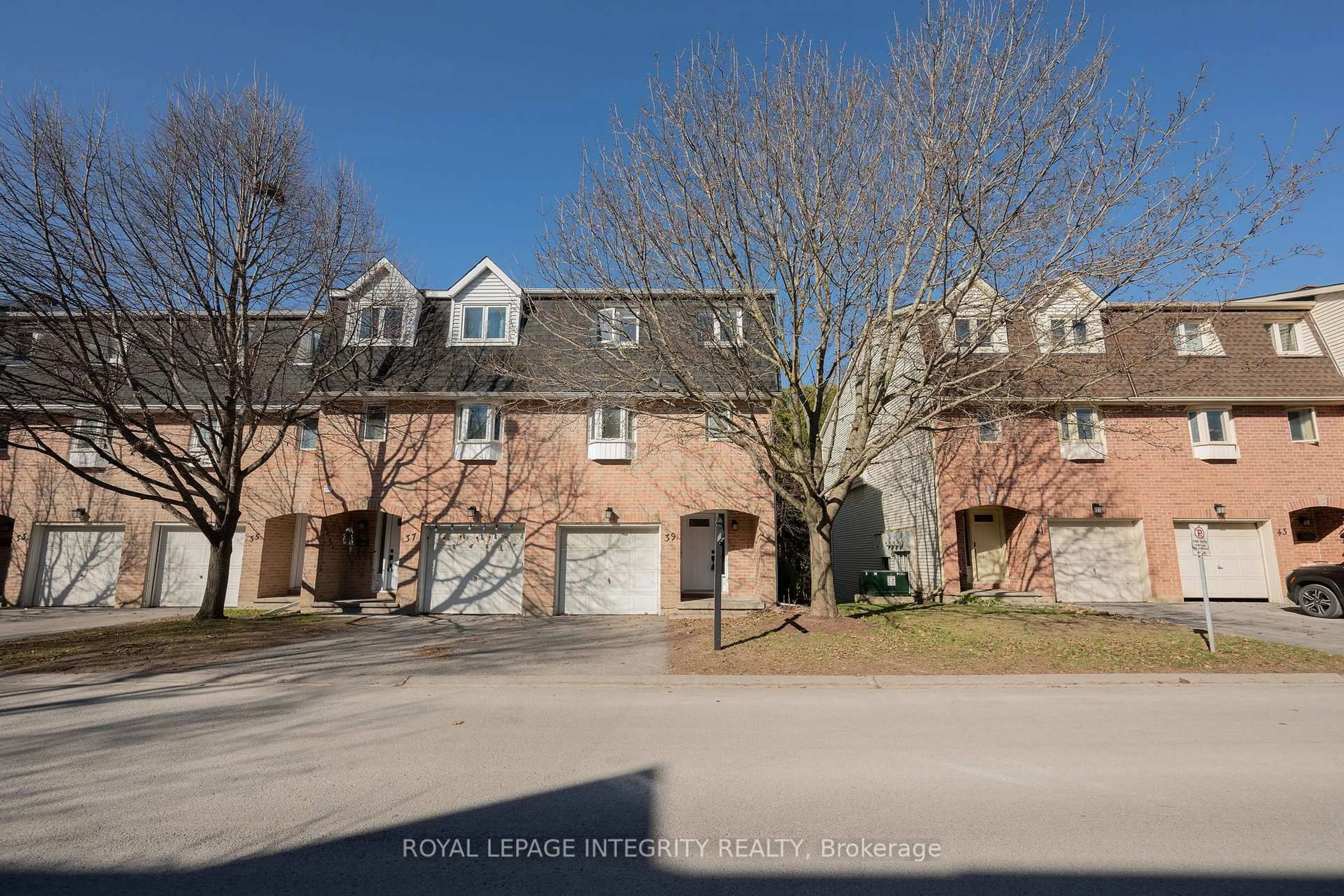 Home with brick exterior material, street for 39 Lightfoot Pl, Ottawa Ontario K2L 3M6