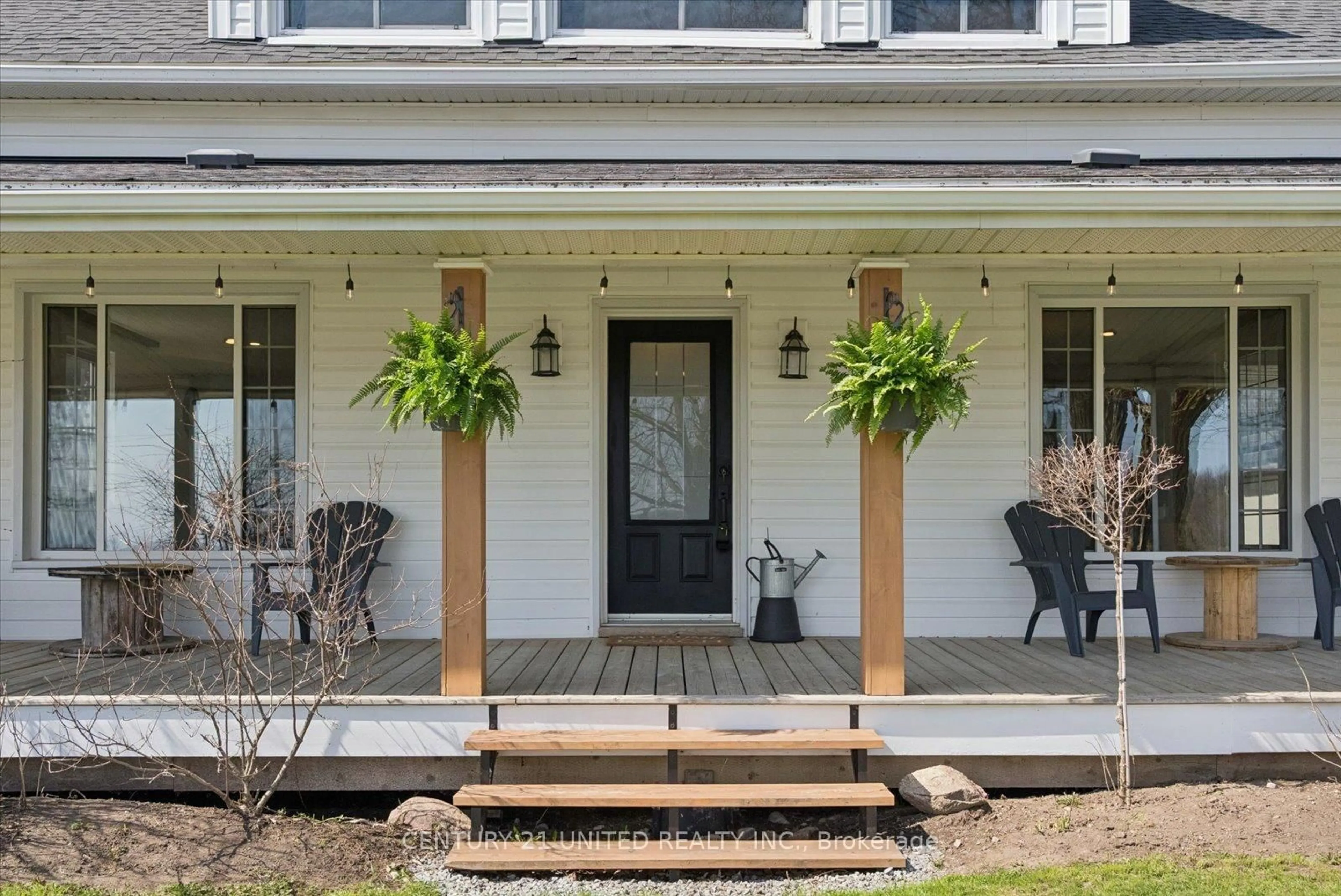 Indoor entryway for 3392 County Rd 2, Otonabee-South Monaghan Ontario K0L 2G0