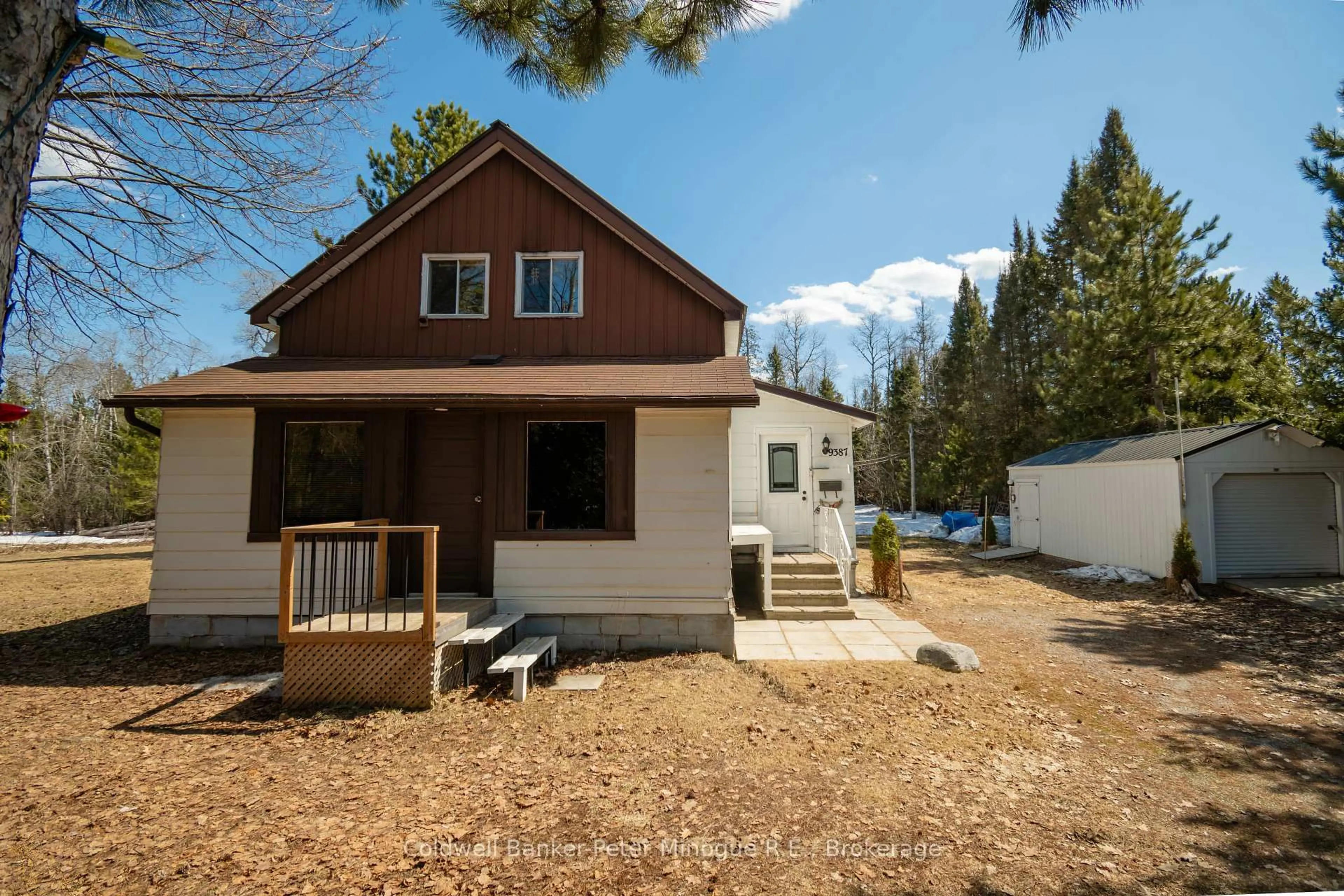 Home with vinyl exterior material, unknown for 9387 Highway 63, Unorganized Townships Ontario P0H 2A0