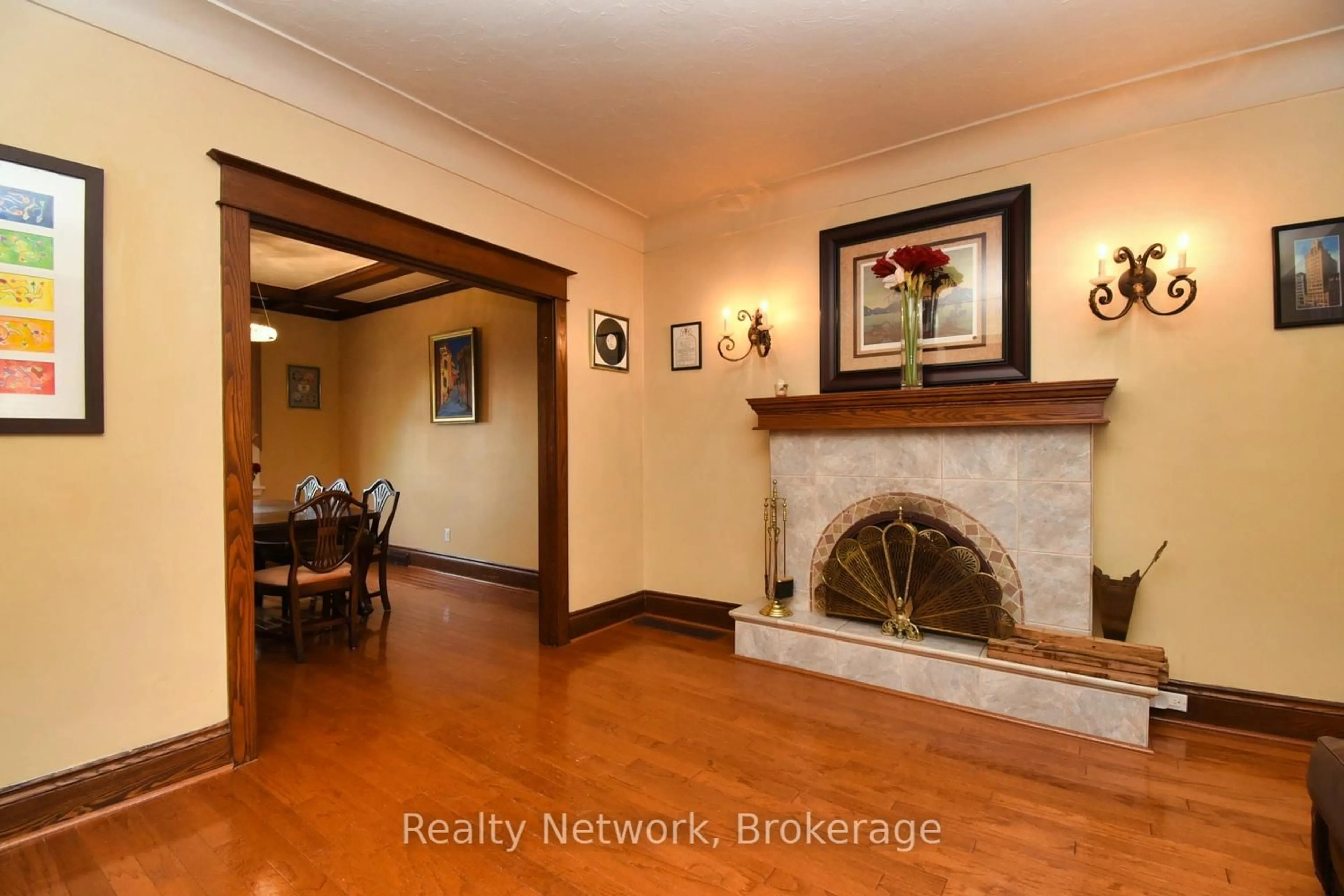 Unknown for 522 ABERDEEN Ave, Hamilton Ontario L8P 2S2