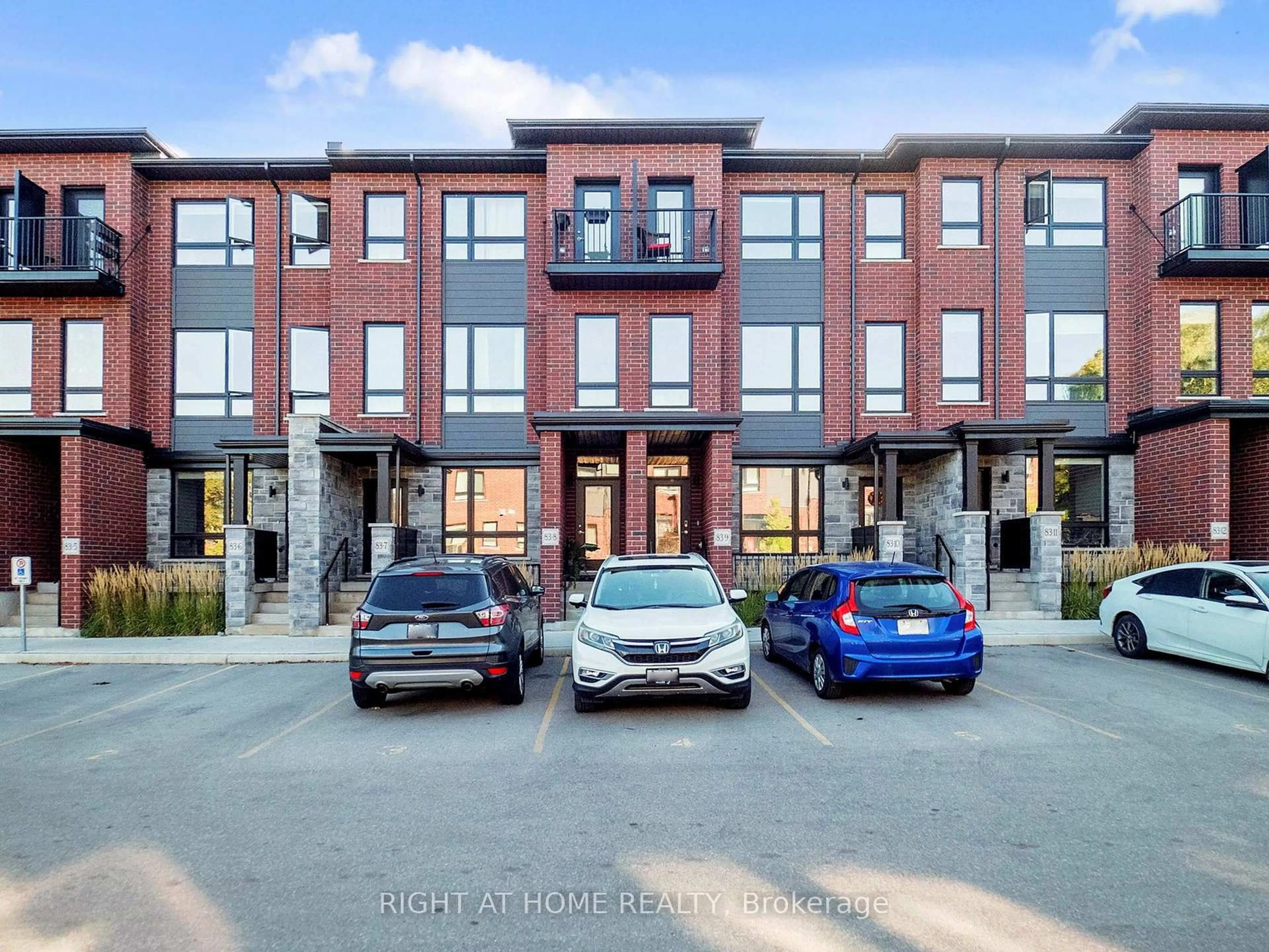 A pic from outside/outdoor area/front of a property/back of a property/a pic from drone, building for 83 Beechwood Ave #07, Guelph Ontario N1H 0B6