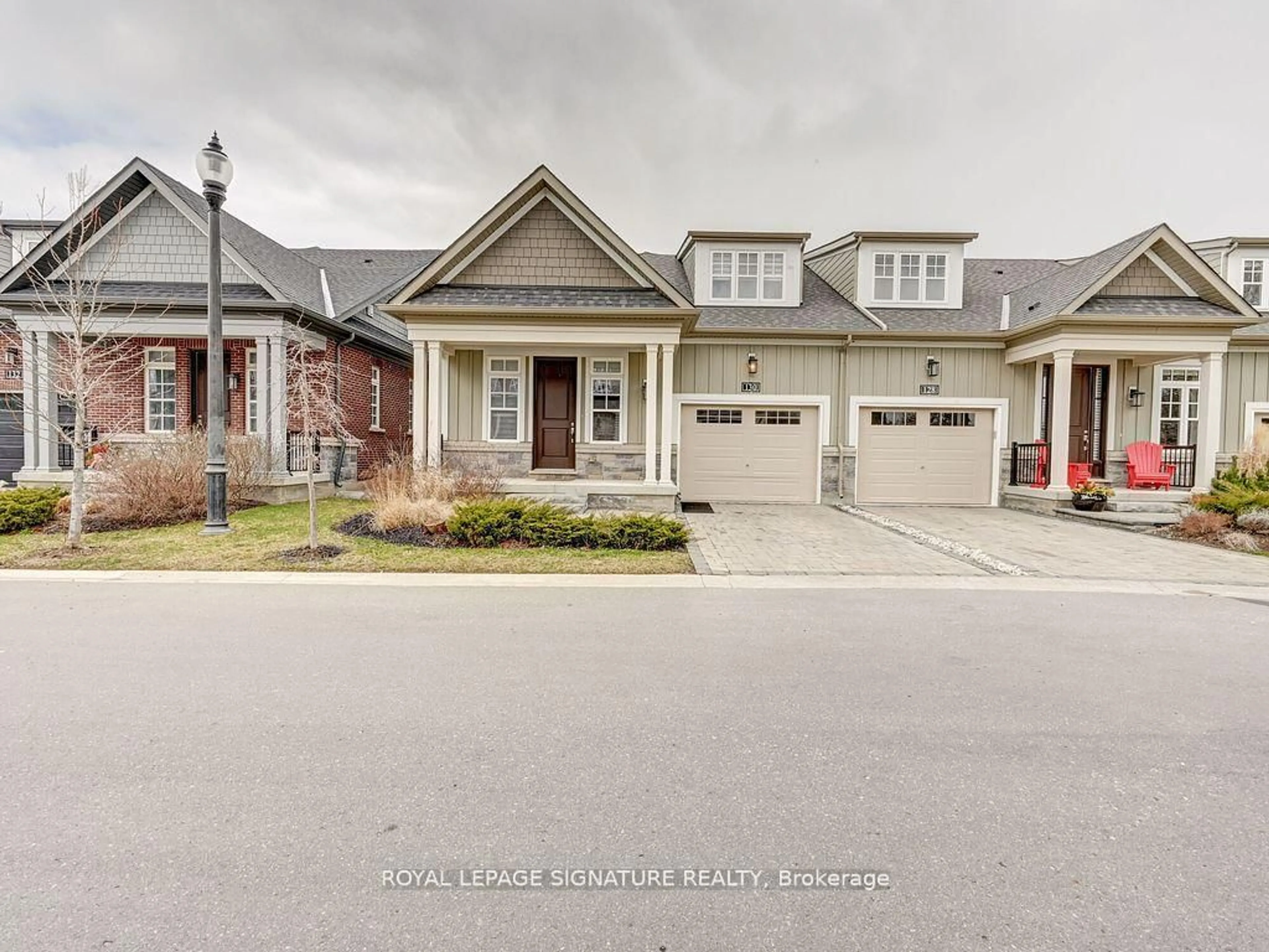 Home with brick exterior material, street for 134 Anne St, Niagara-on-the-Lake Ontario L0S 1J0